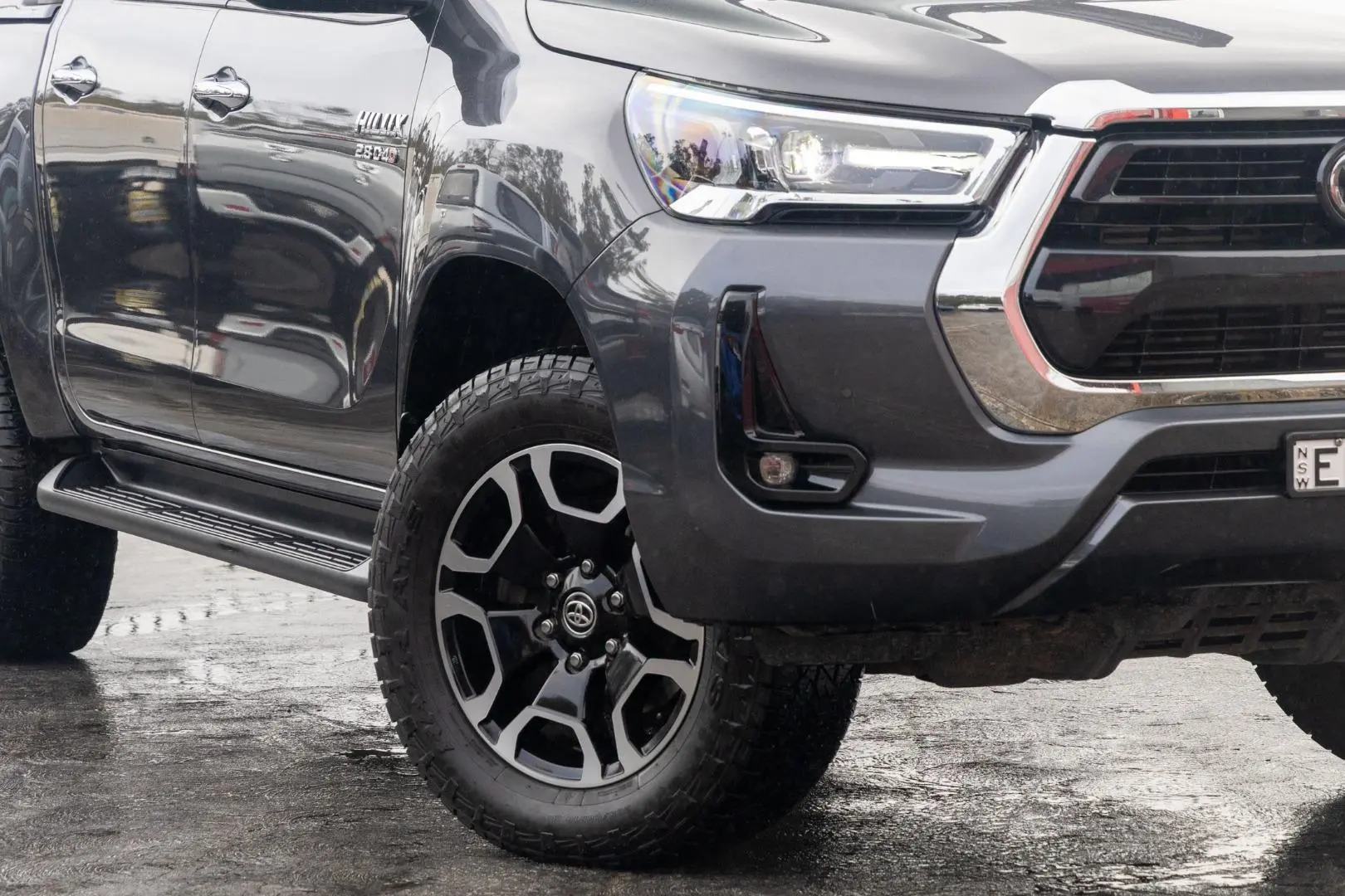 2020 Toyota Hilux Gallery Image 6