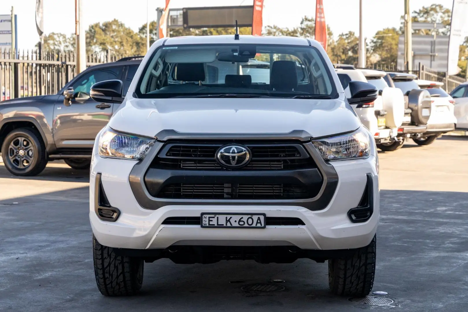 2020 Toyota Hilux Gallery Image 4