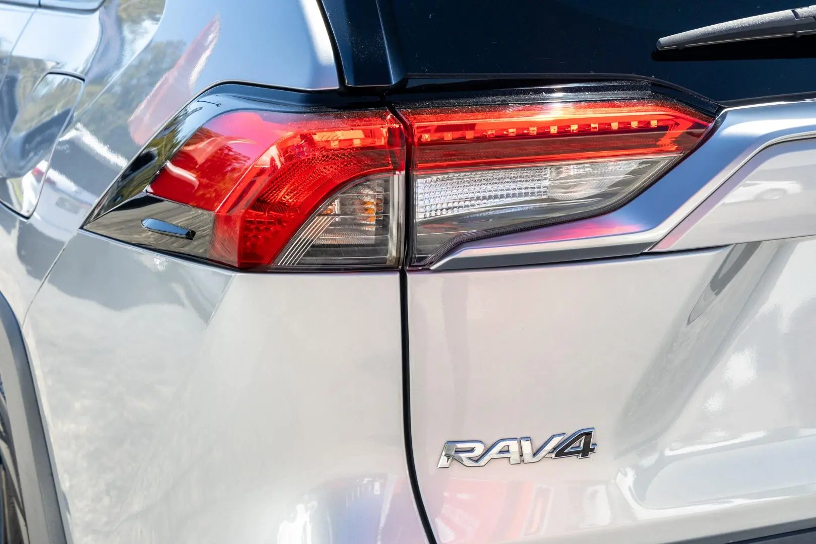 2019 Toyota RAV4 Gallery Image 20