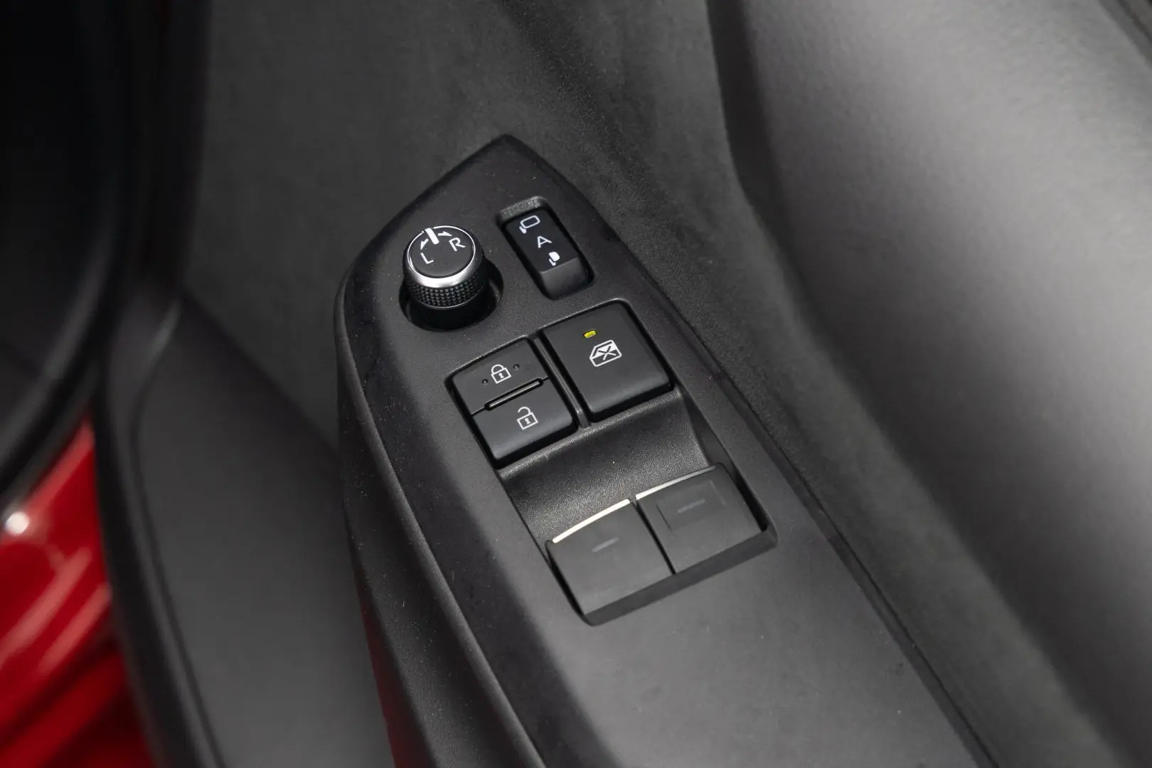 2021 Toyota Yaris Gallery Image 19