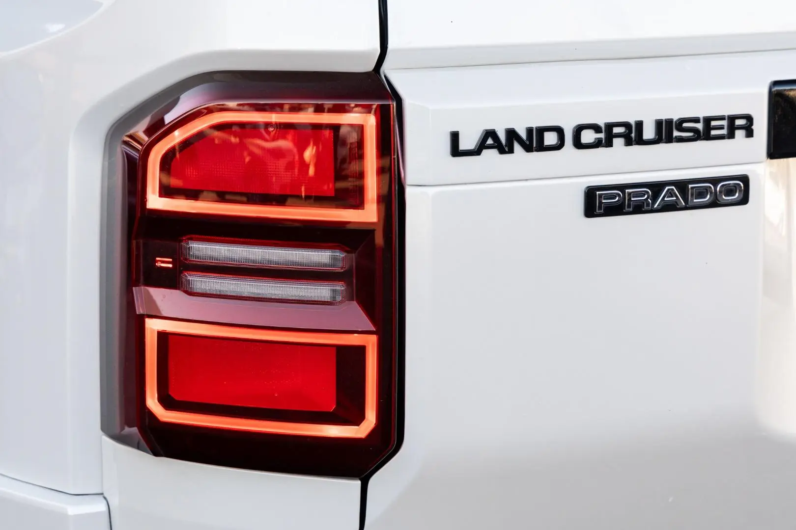 2025 Toyota Landcruiser Prado Gallery Image 20