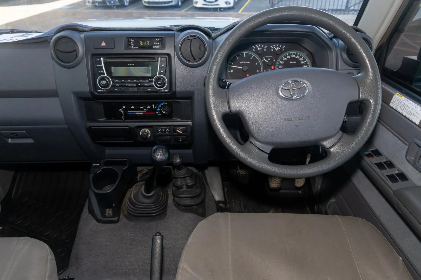 2017 Toyota Landcruiser Gallery Image 8
