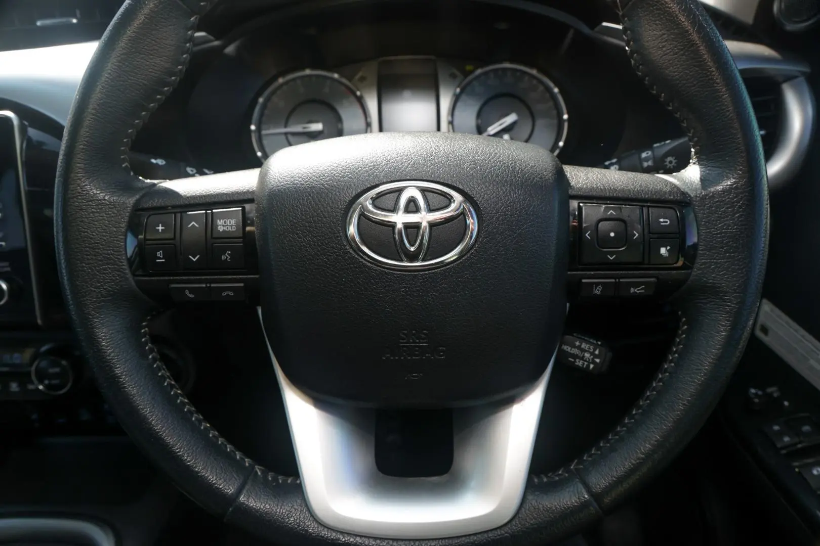 2021 Toyota Hilux Gallery Image 10