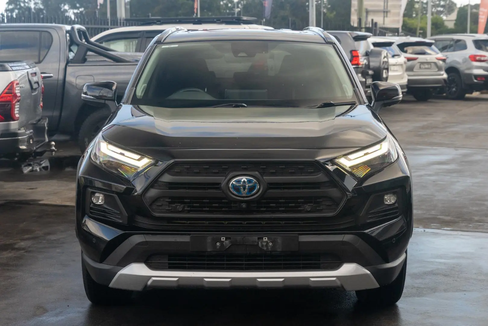 2022 Toyota RAV4 Gallery Image 4