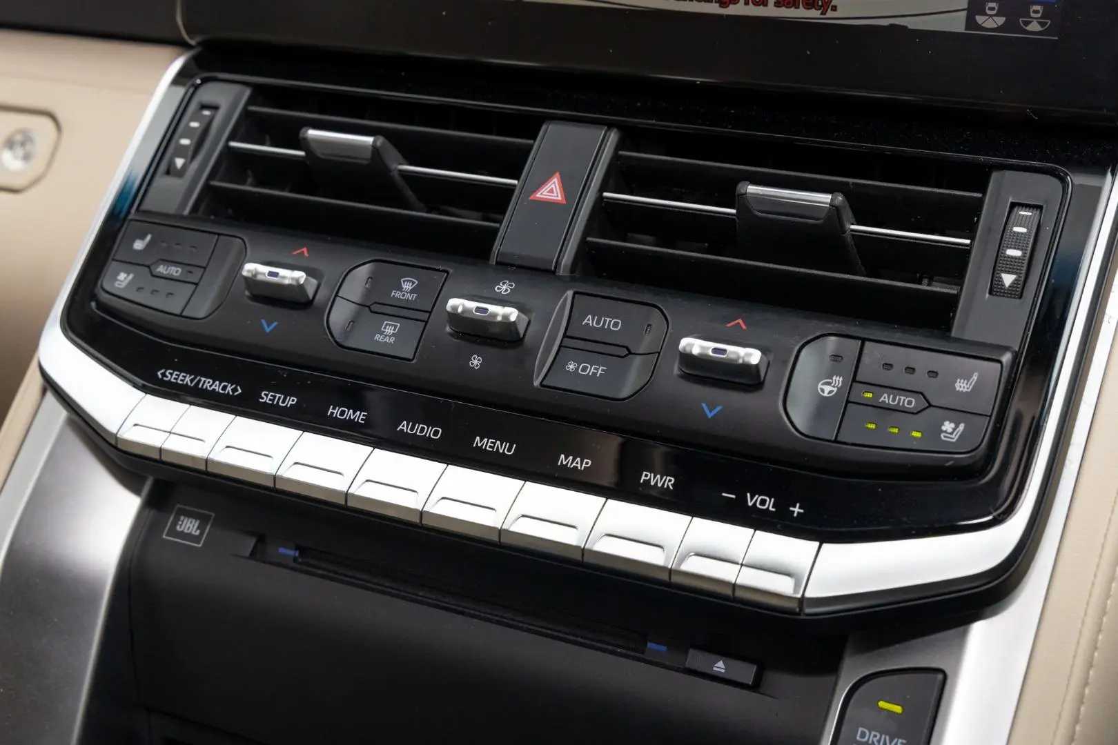 2021 Toyota Landcruiser Gallery Image 16