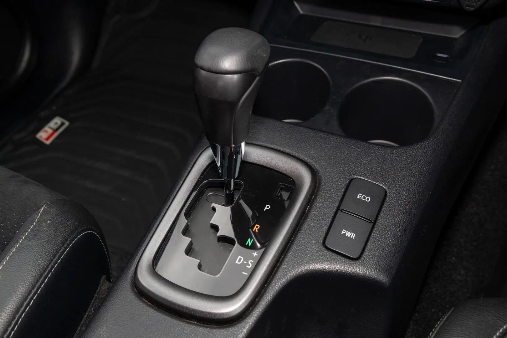 2024 Toyota Hilux Gallery Image 17