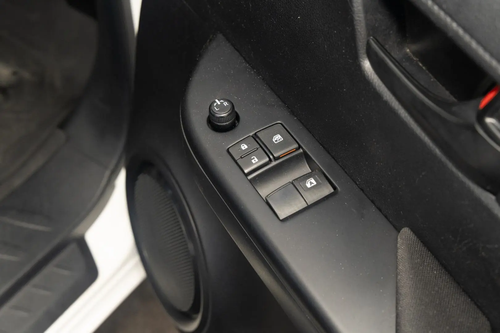 2019 Toyota Hilux Gallery Image 17