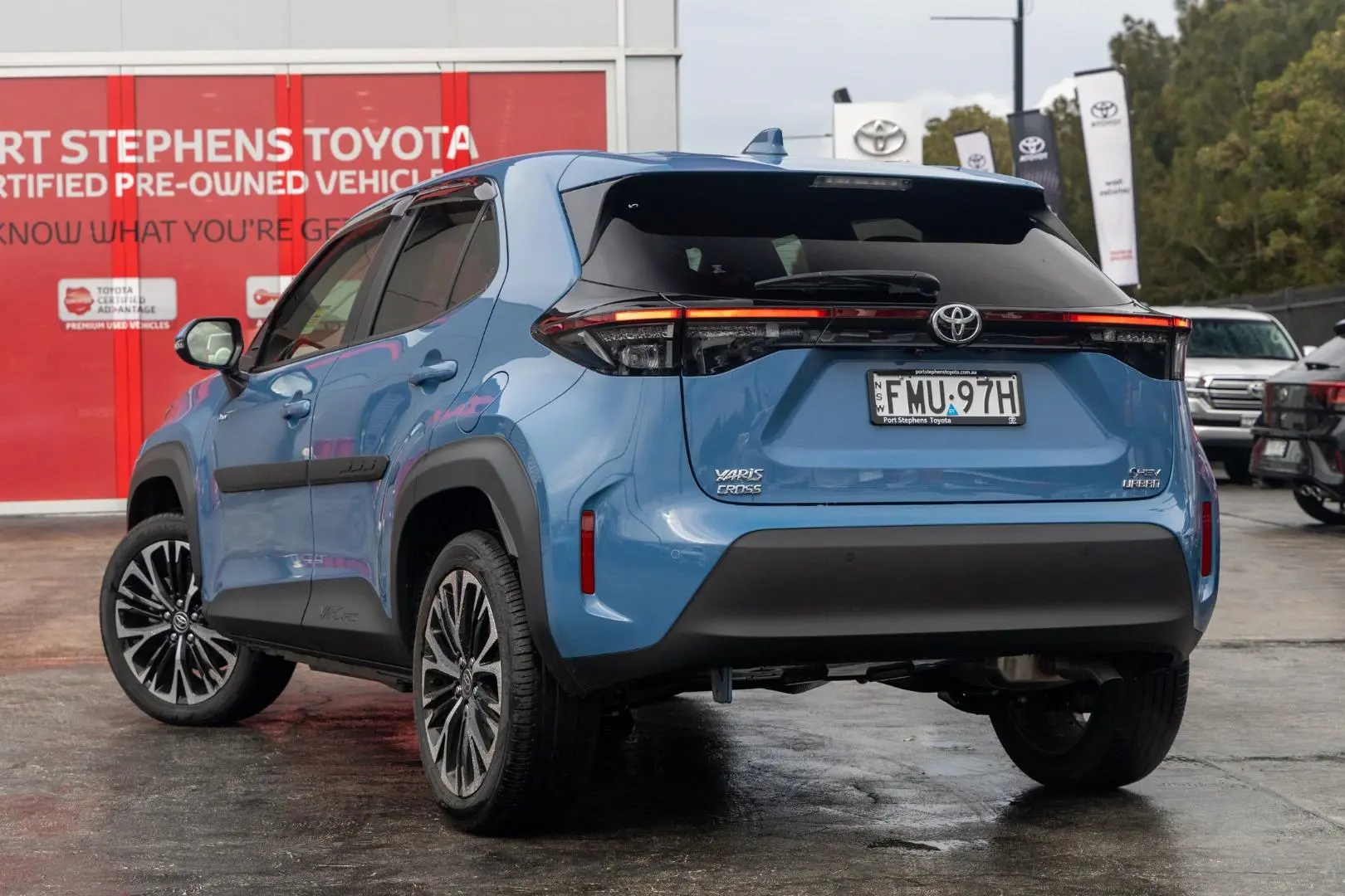 2025 Toyota Yaris Cross Gallery Image 2