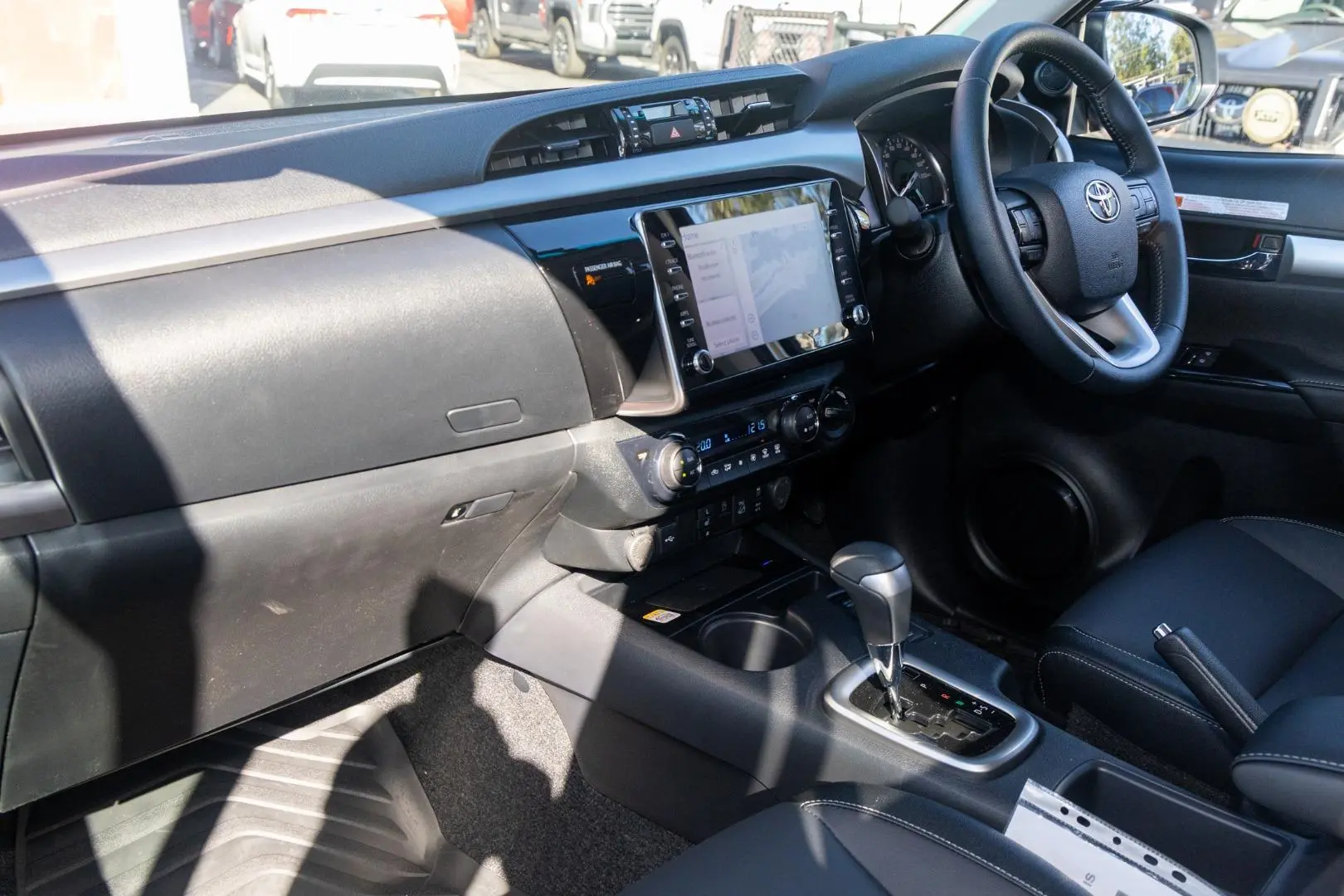 2025 Toyota Hilux Gallery Image 8