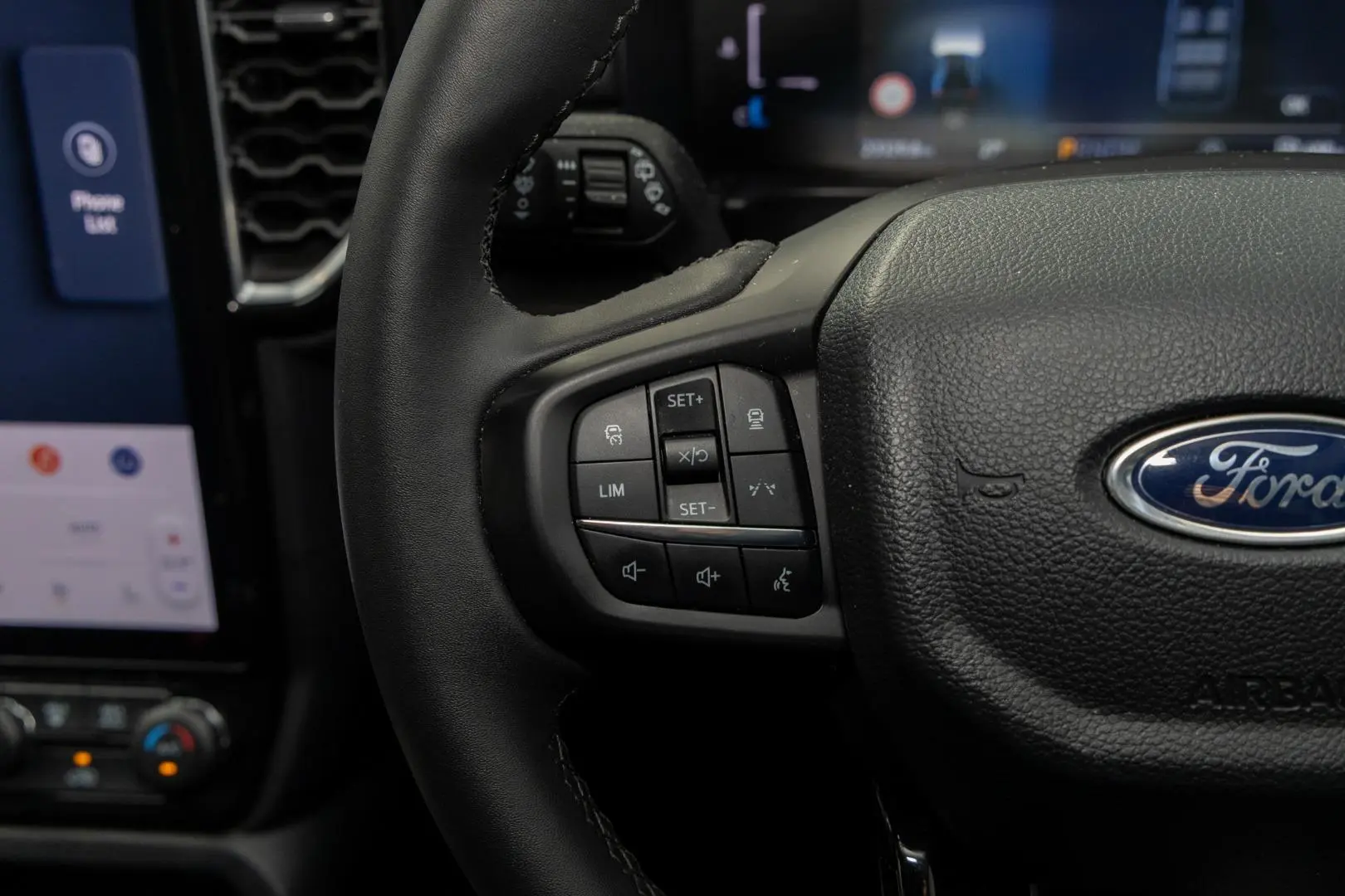 2024 Ford Everest Gallery Image 11