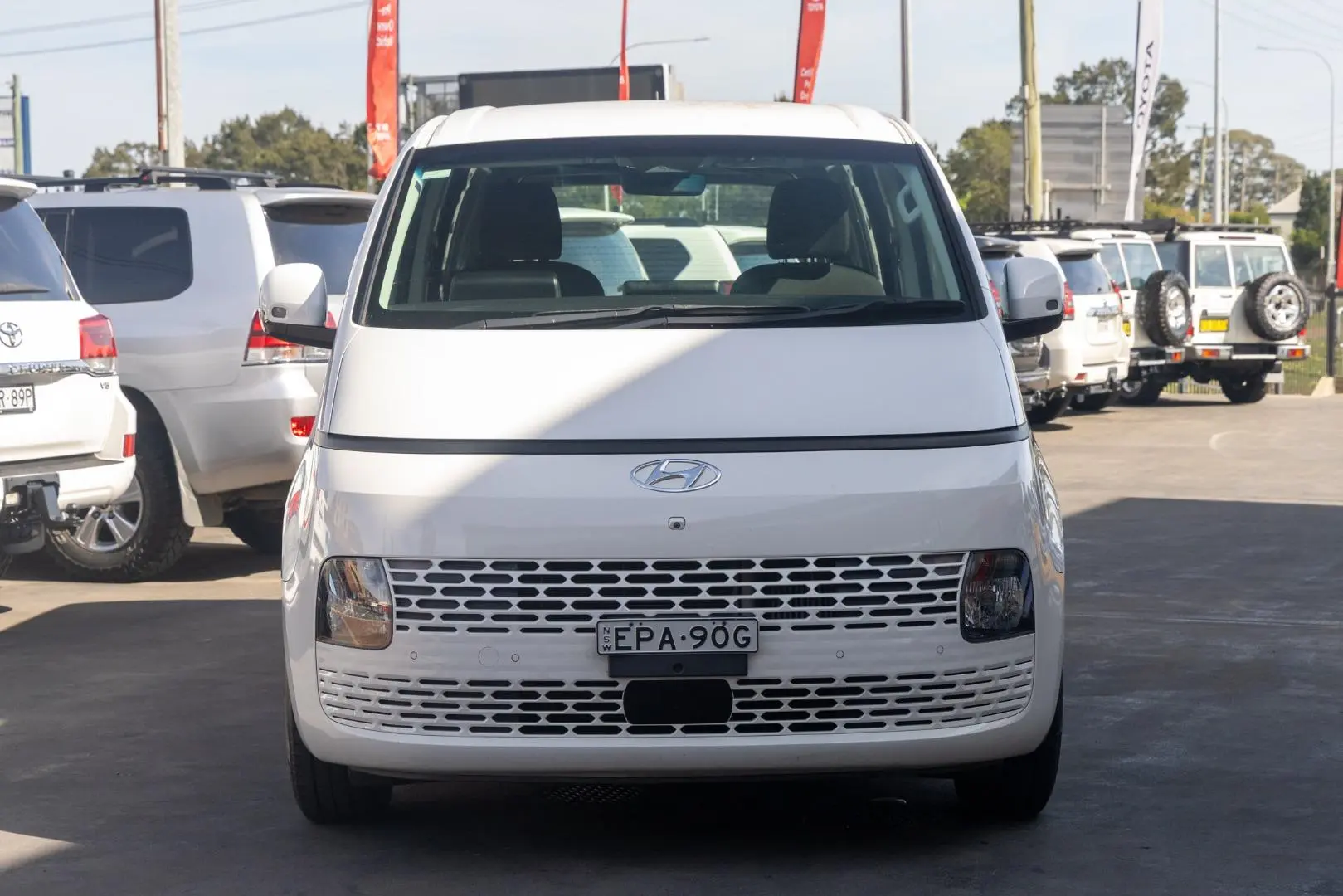 2021 Hyundai STARIA LOAD Gallery Image 4