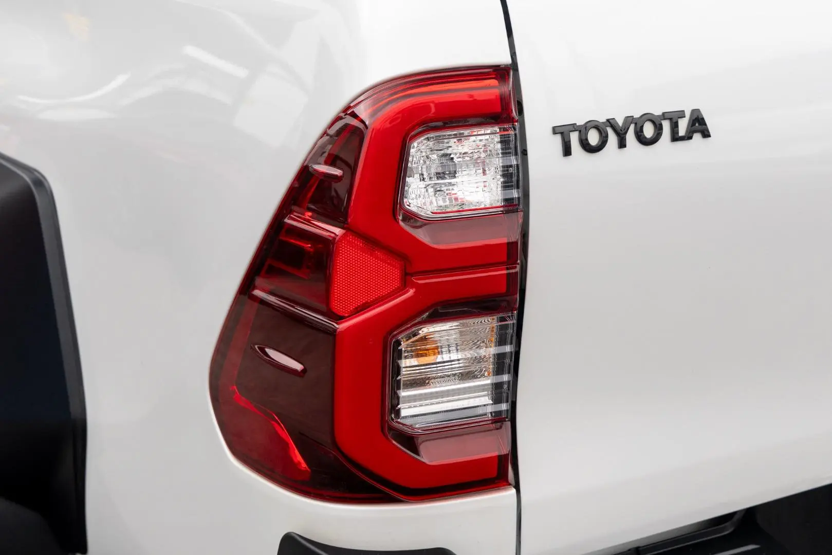 2024 Toyota Hilux Gallery Image 21