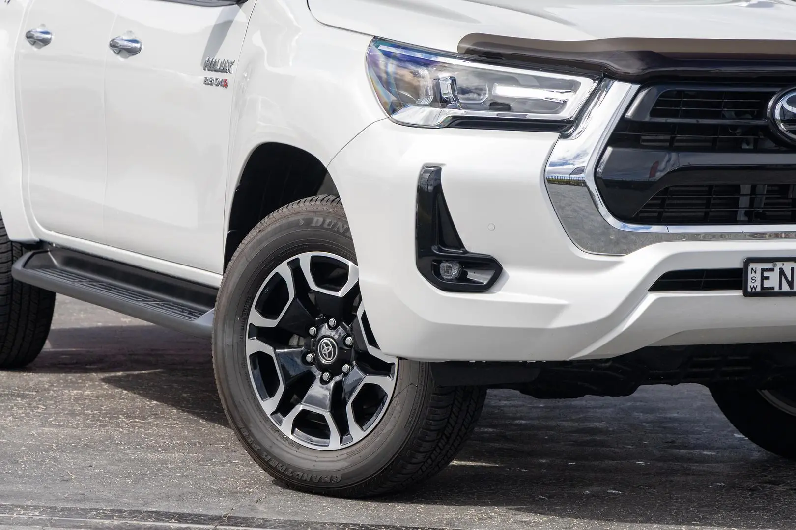 2023 Toyota Hilux Gallery Image 6