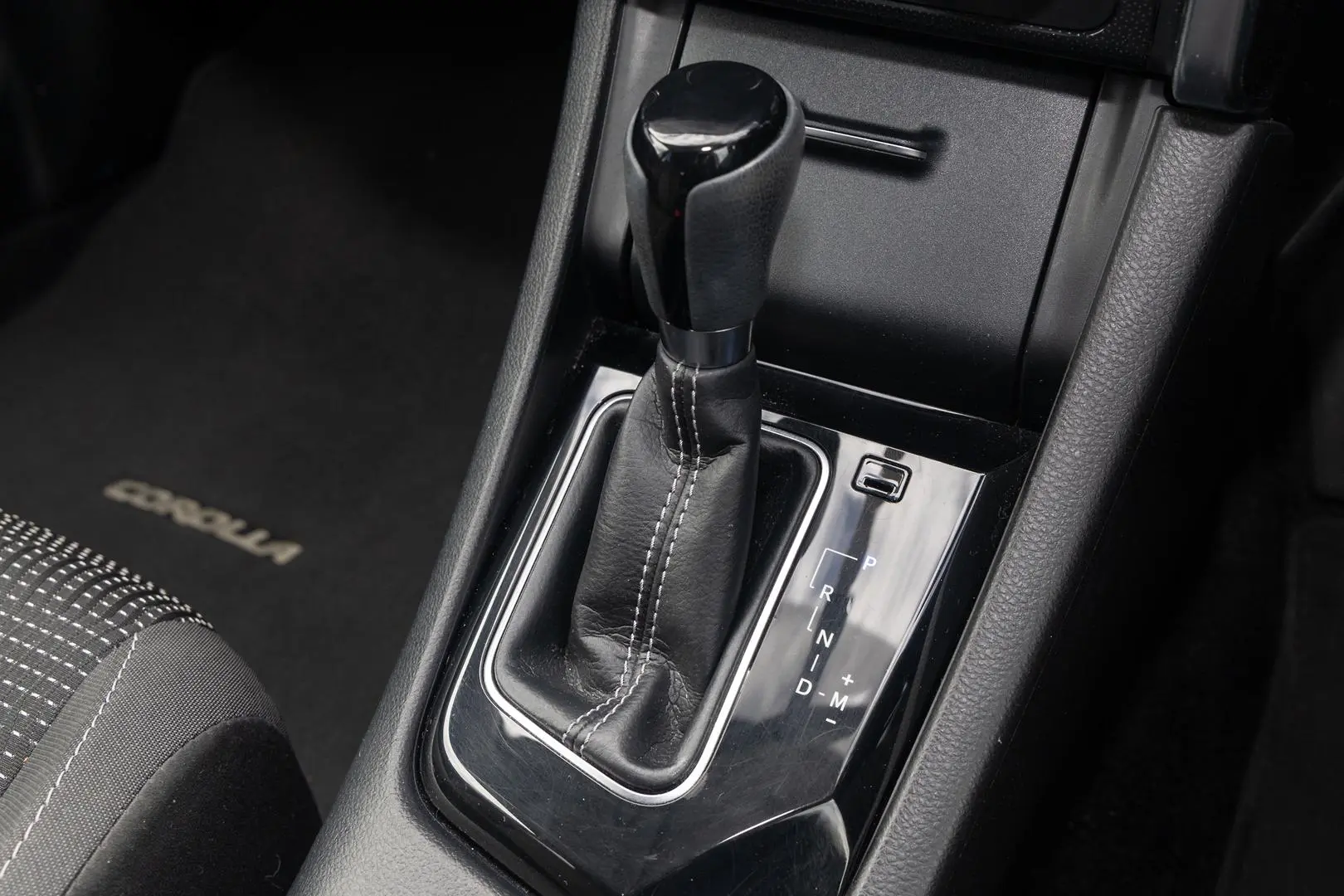 2018 Toyota Corolla Gallery Image 17