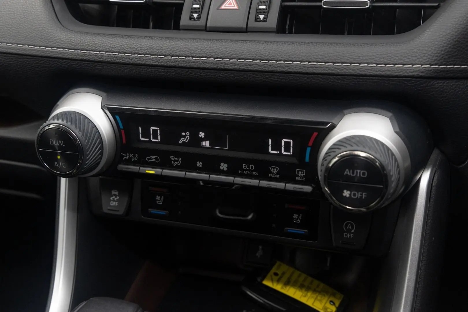 2022 Toyota RAV4 Gallery Image 16
