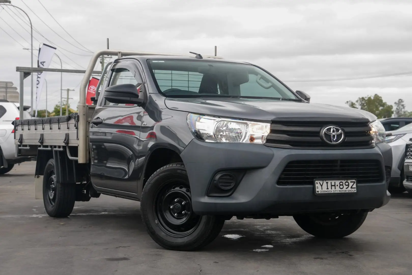 2019 Toyota Hilux Gallery Image 1