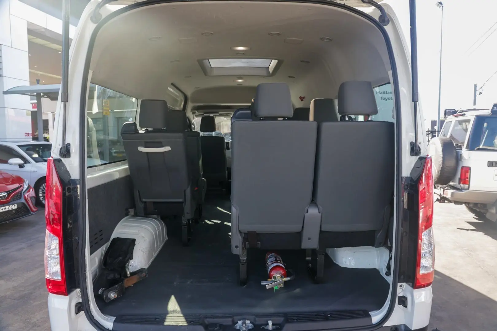 2019 Toyota Hiace Gallery Image 20