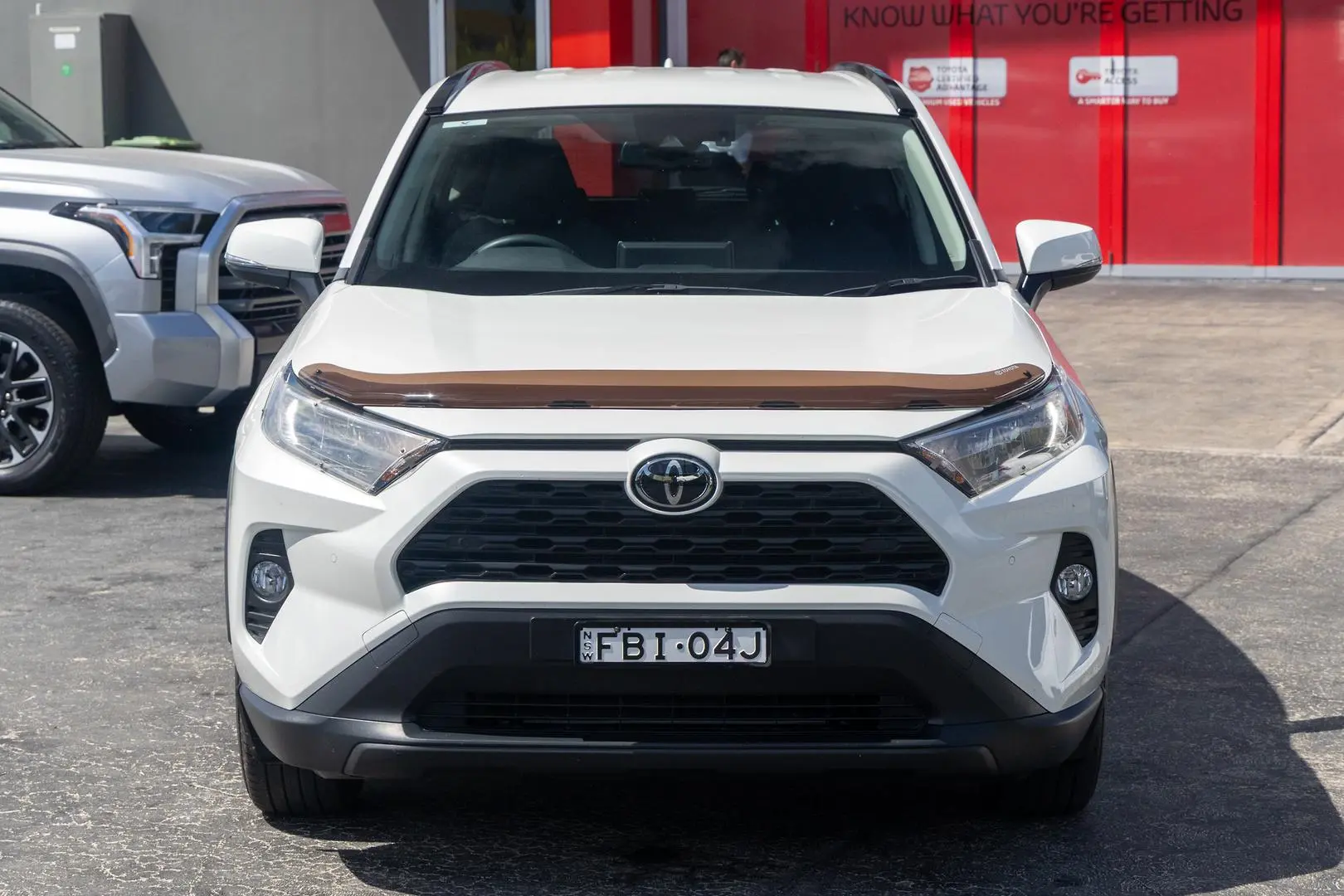 2019 Toyota RAV4 Gallery Image 4