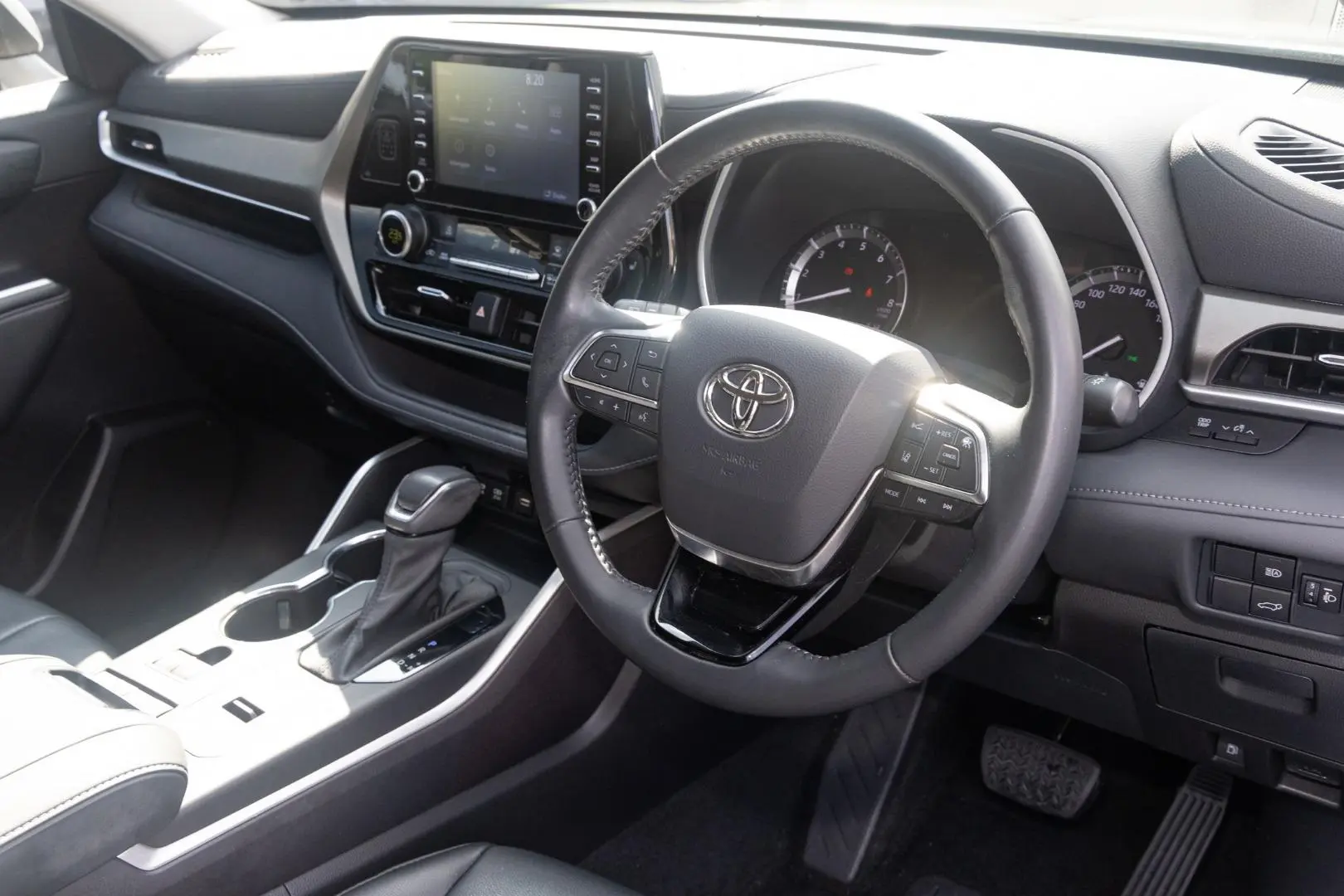 2021 Toyota Kluger Gallery Image 7