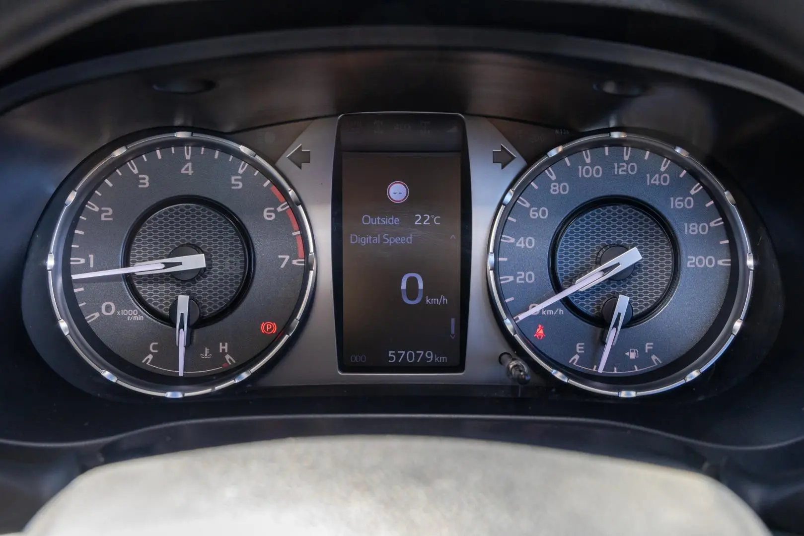 2021 Toyota Hilux Gallery Image 13