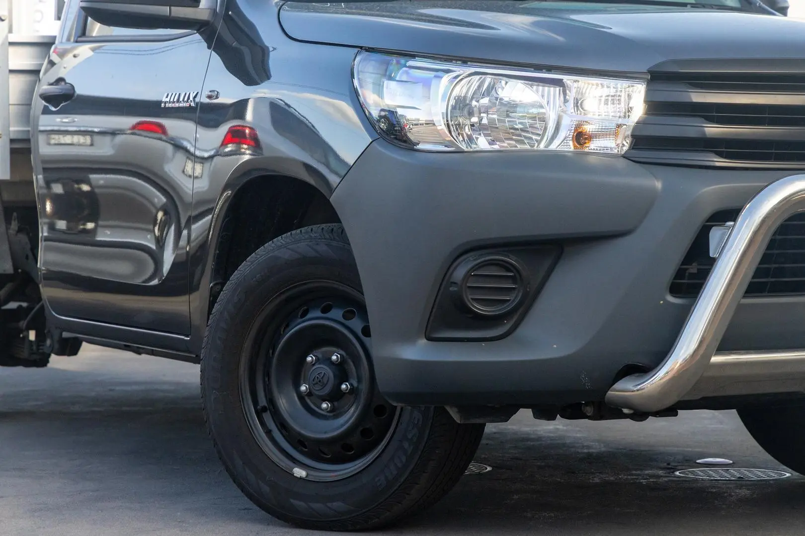 2022 Toyota Hilux Gallery Image 6