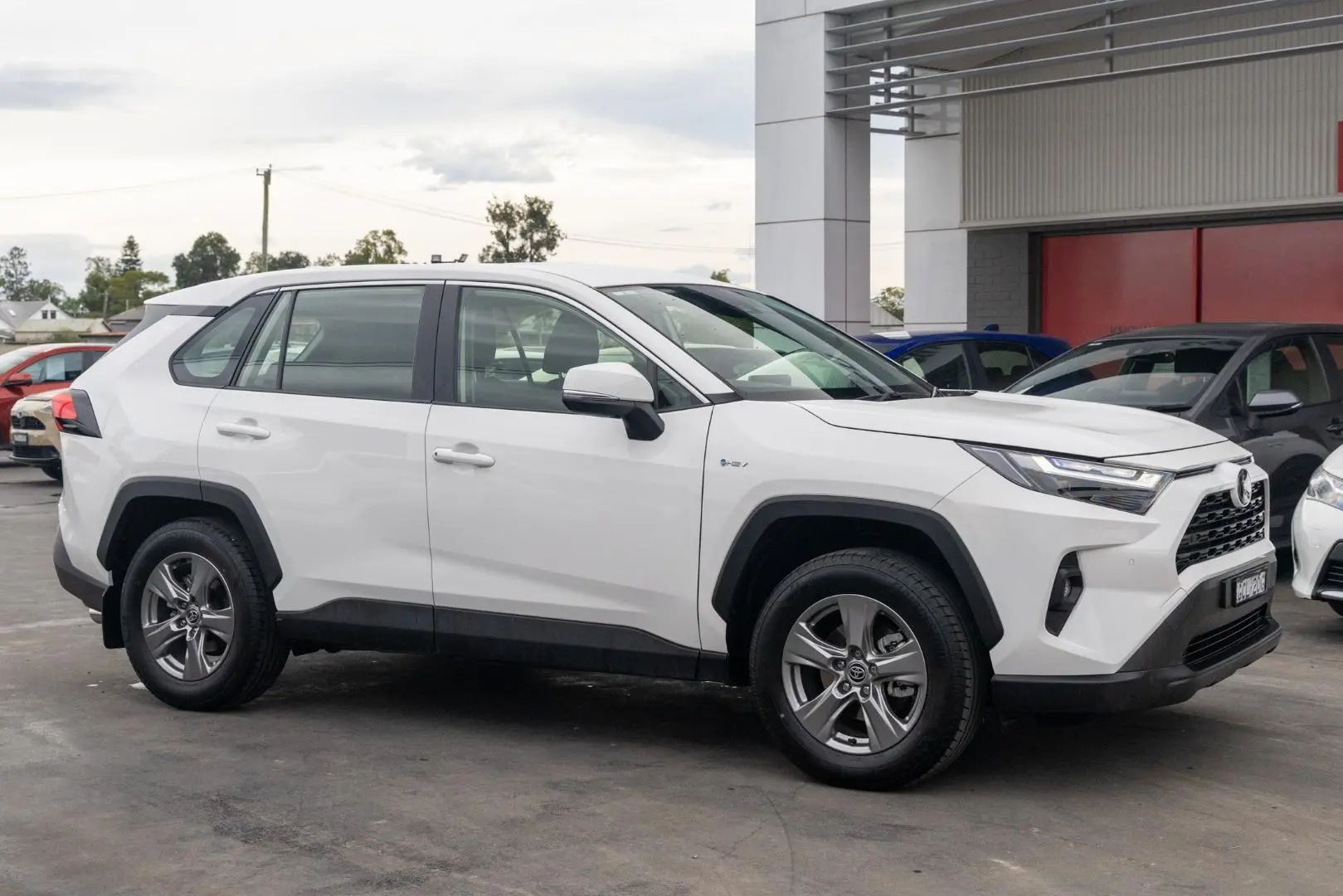 2025 Toyota RAV4 Gallery Image 3