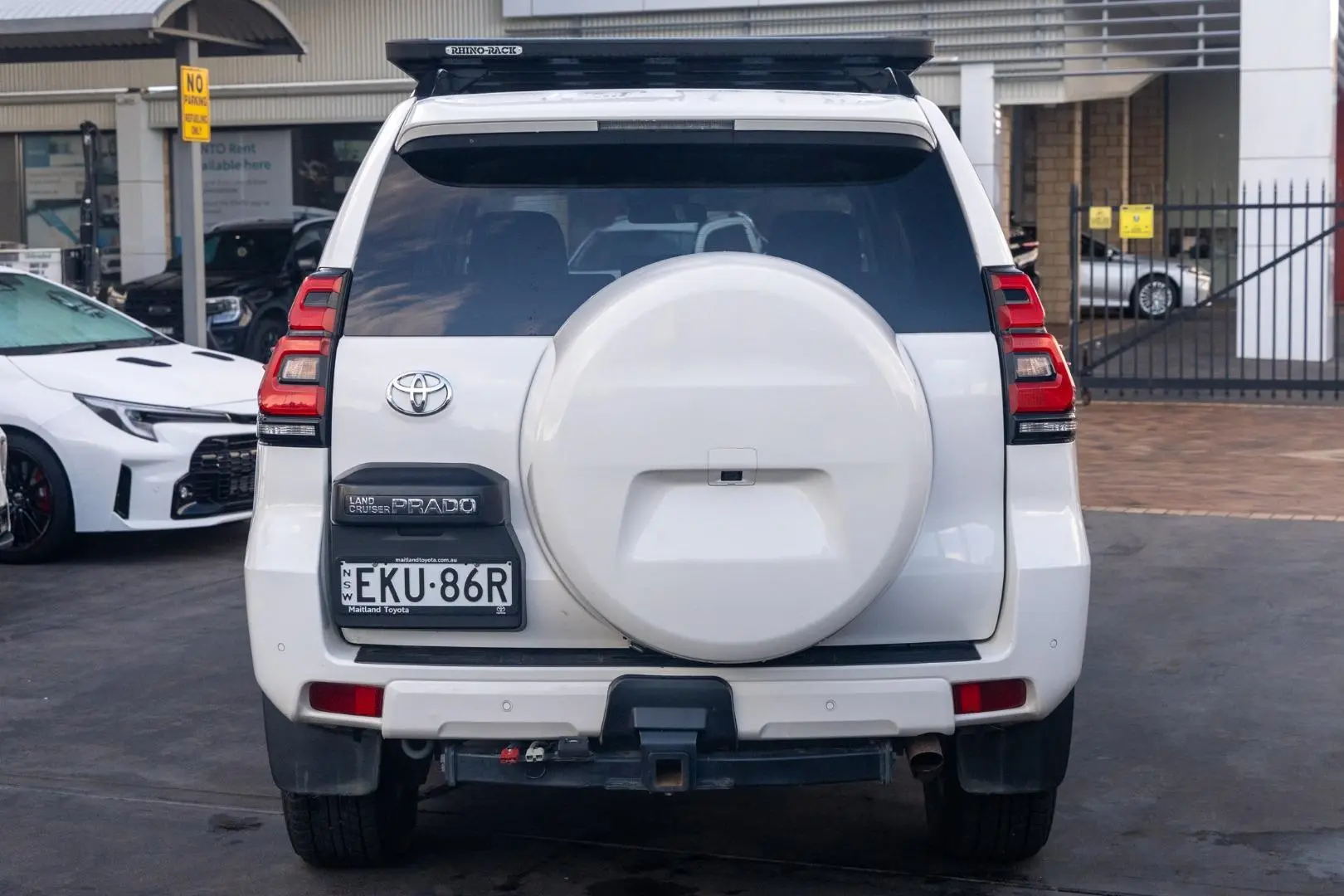 2020 Toyota Landcruiser Prado Gallery Image 5