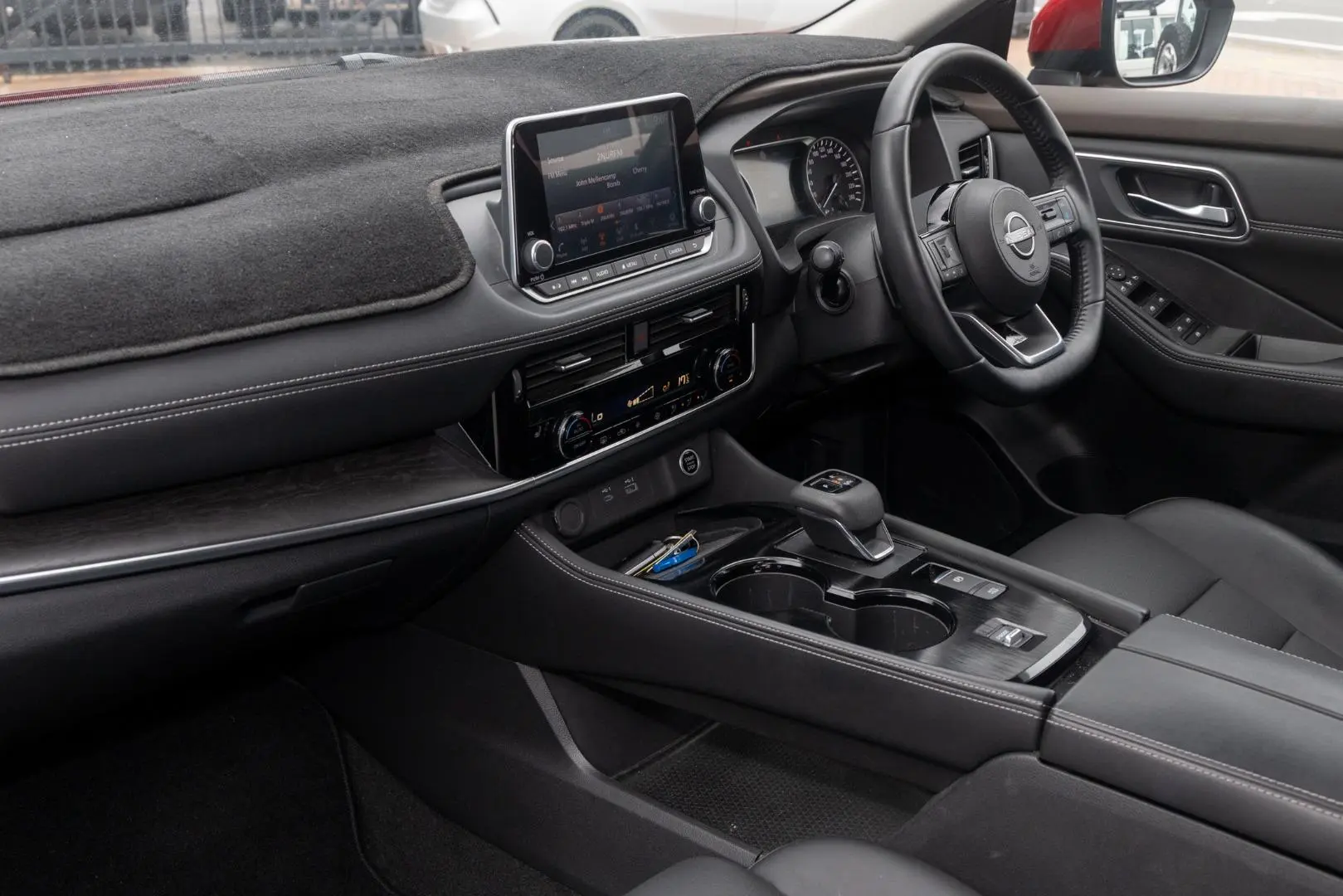 2023 Nissan X-TRAIL Gallery Image 8