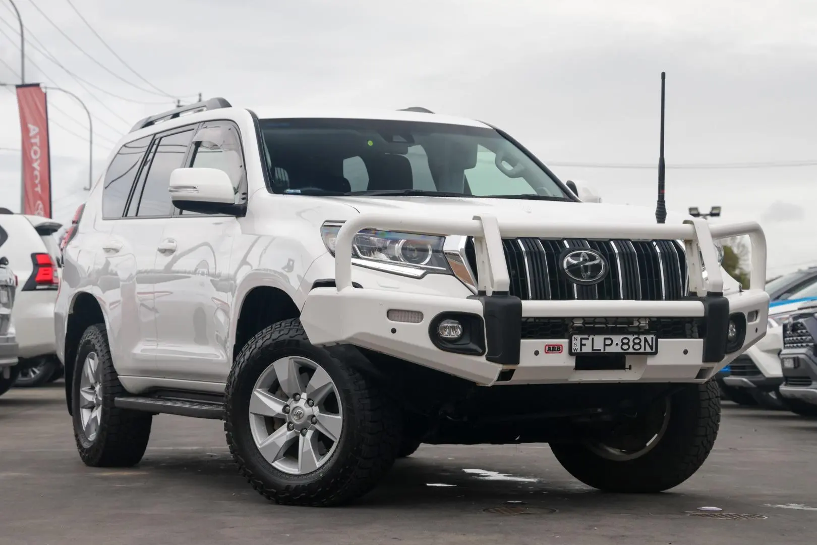 2019 Toyota Landcruiser Prado Gallery Image 1