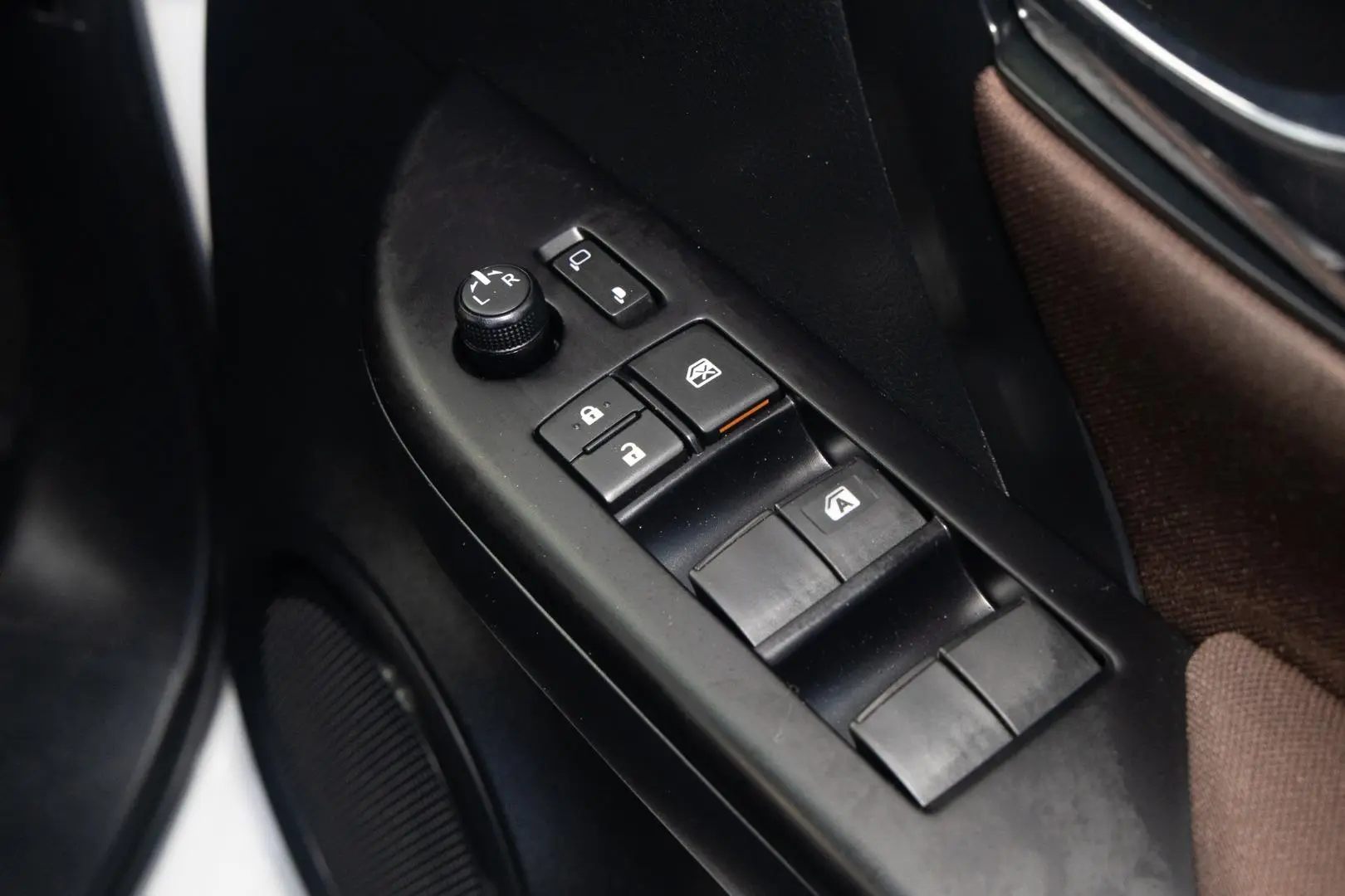 2019 Toyota Fortuner Gallery Image 18