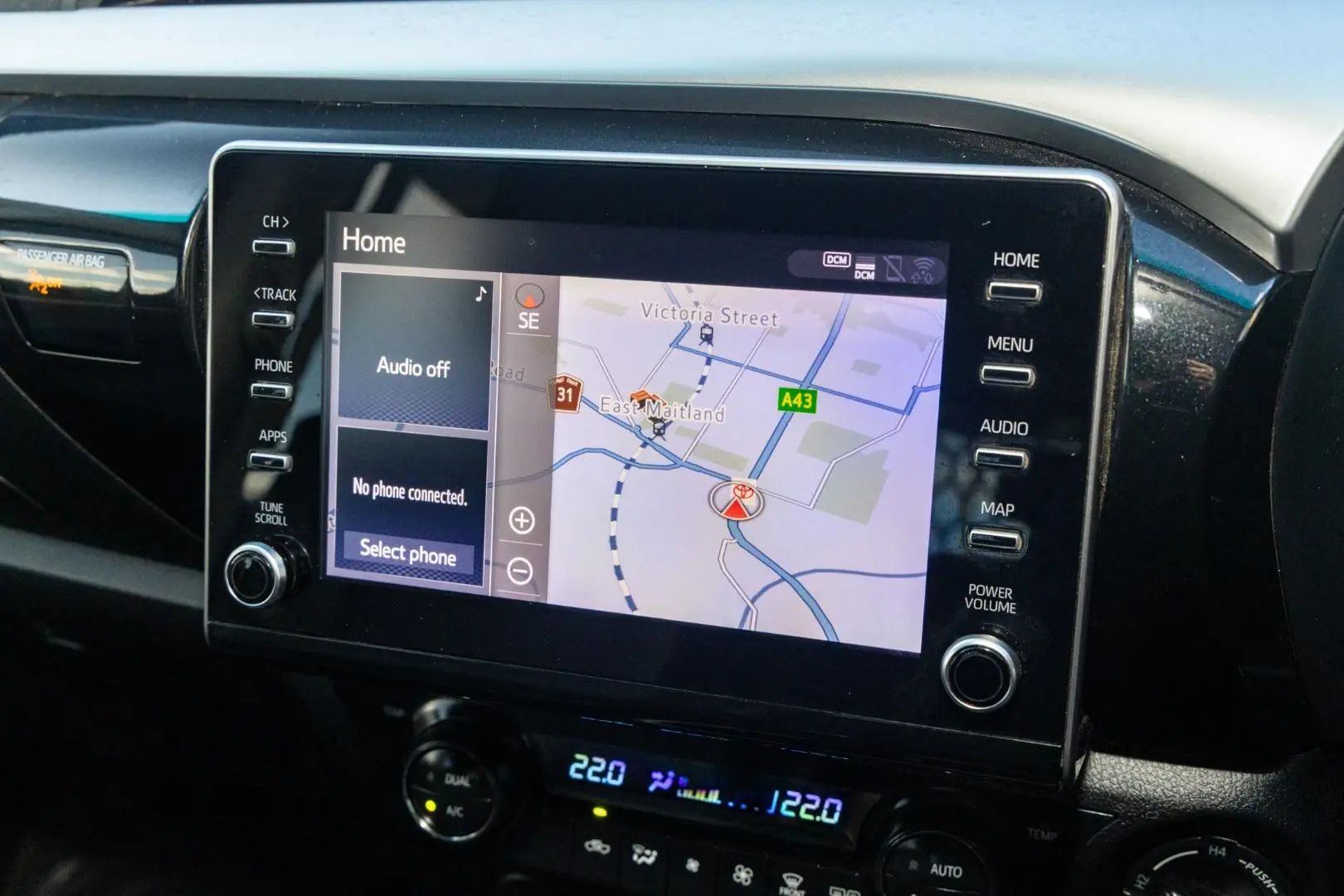 2022 Toyota Hilux Gallery Image 14