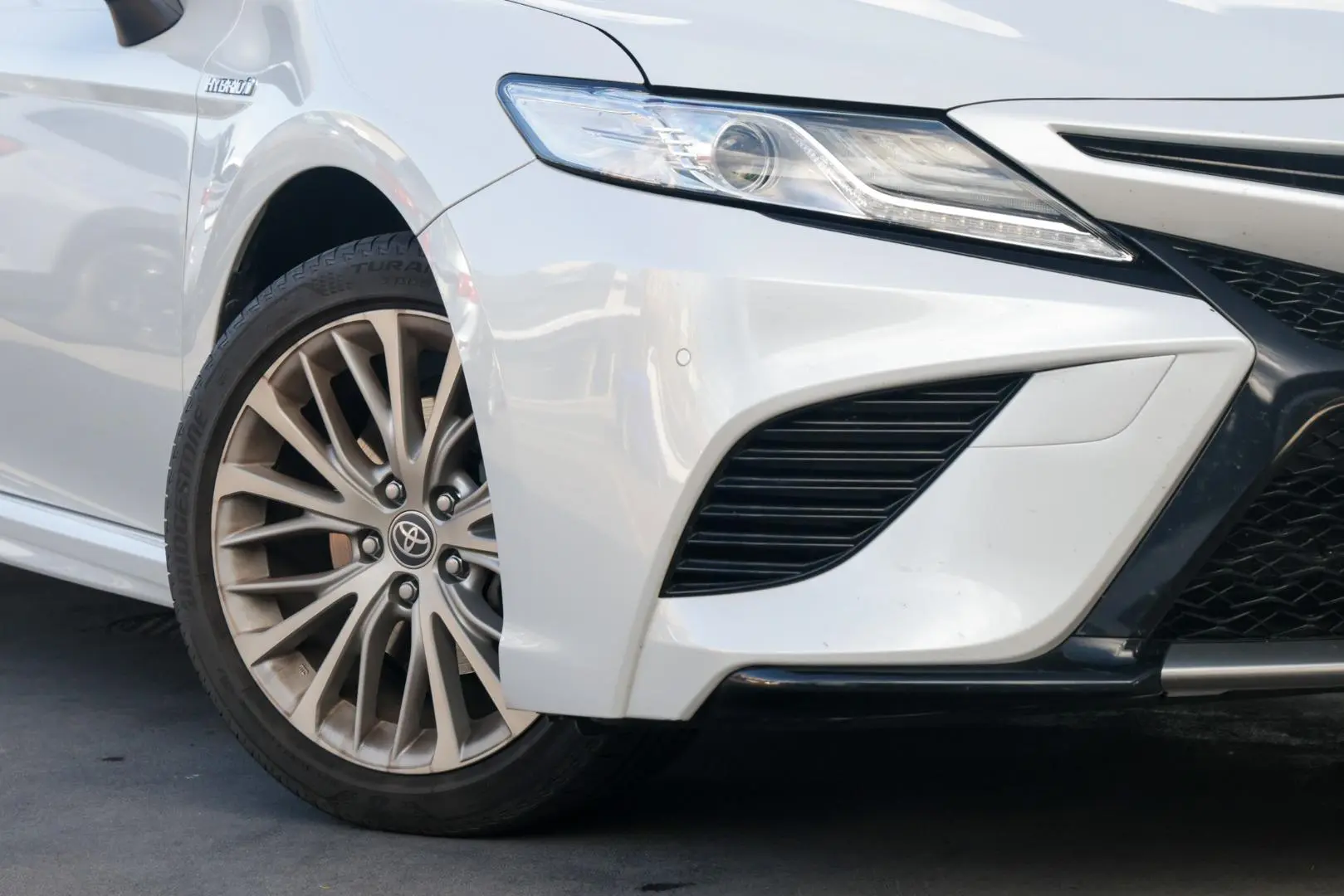 2020 Toyota Camry Image 6