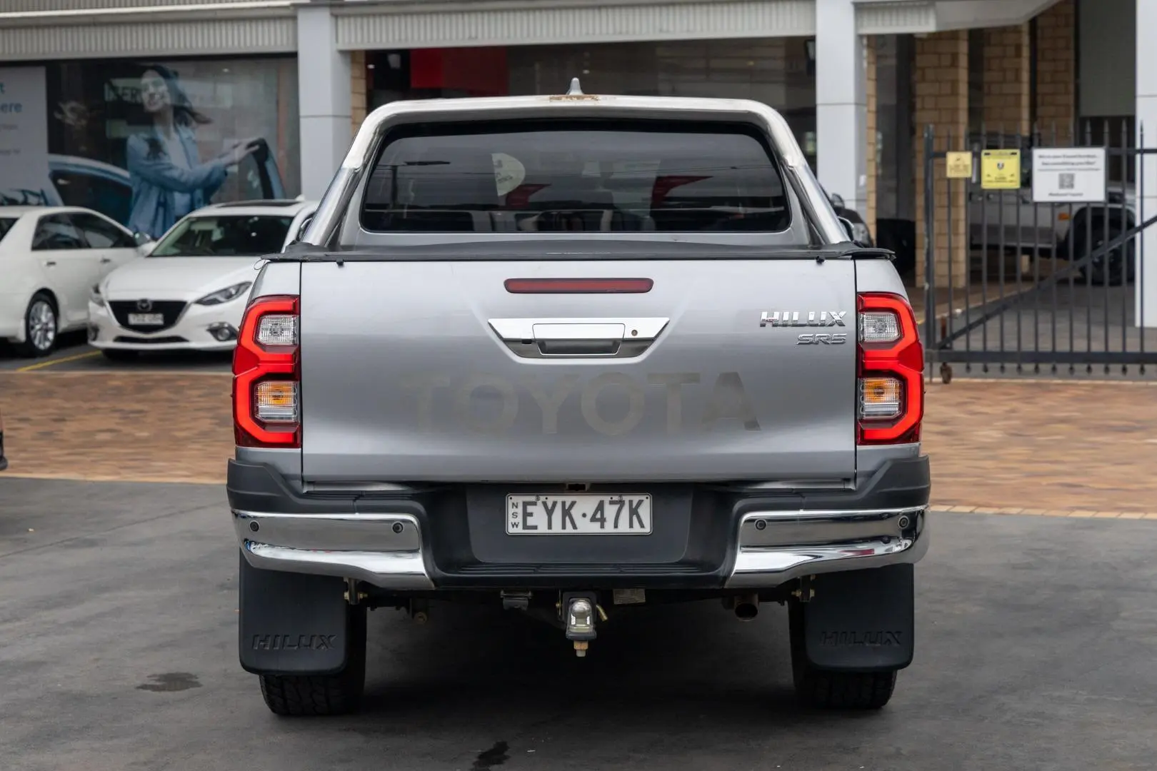 2023 Toyota Hilux Gallery Image 5