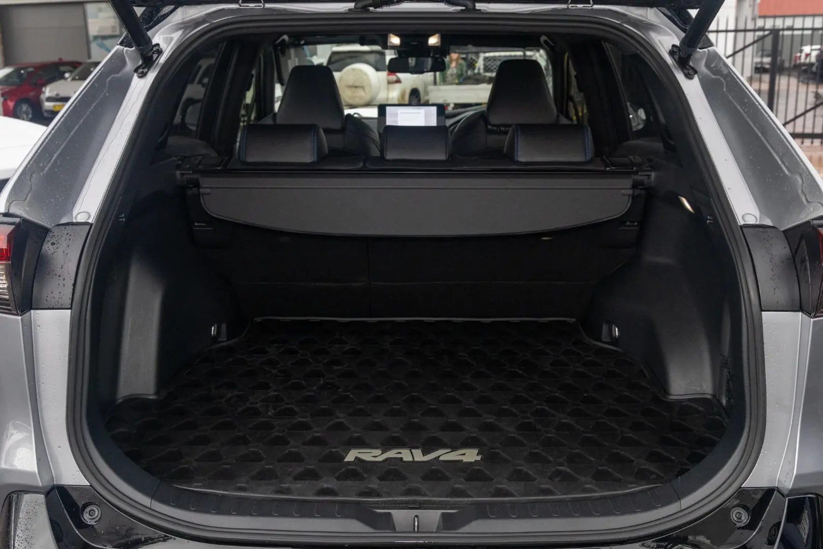2023 Toyota RAV4 Gallery Image 19