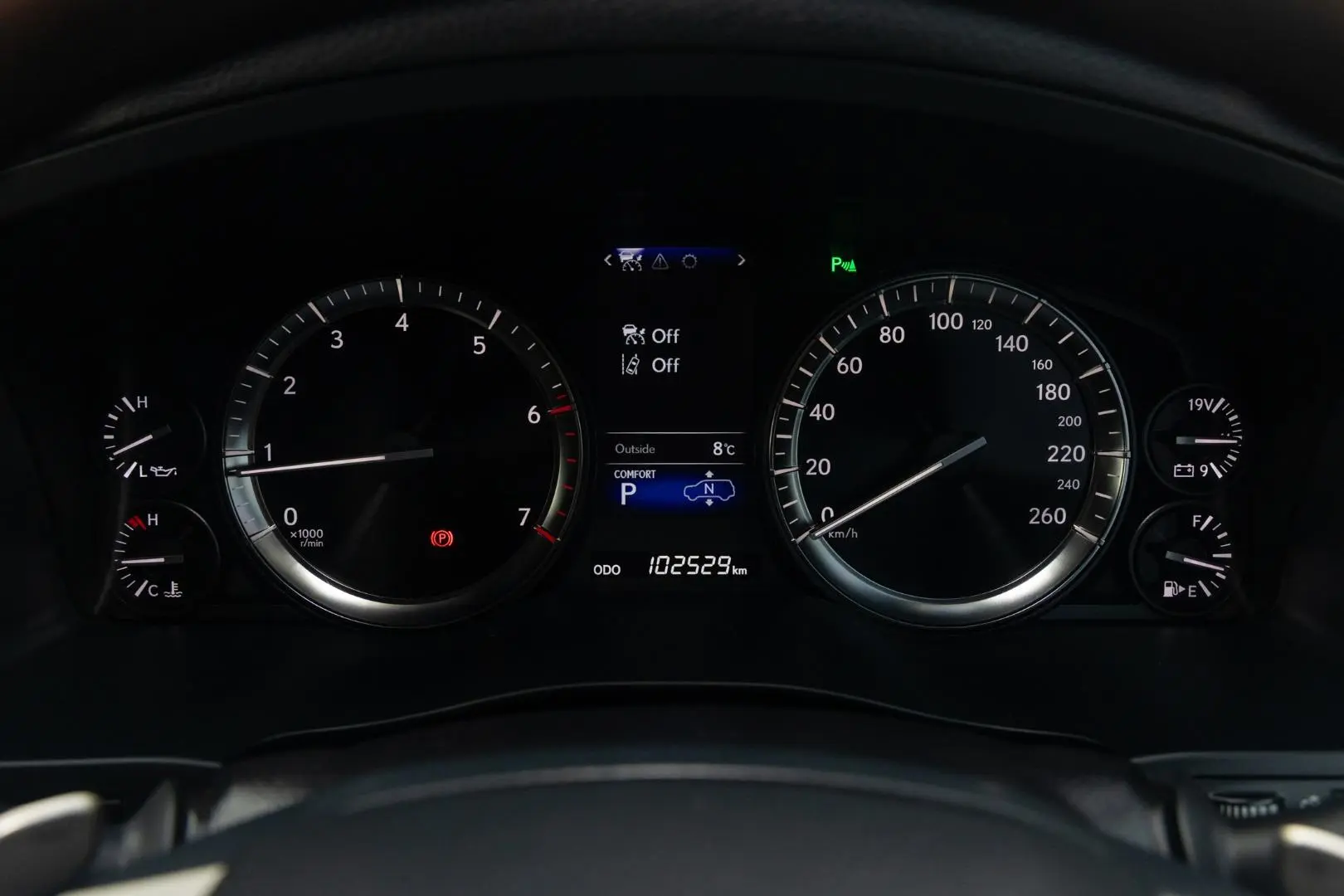 2017 Lexus LX Gallery Image 14