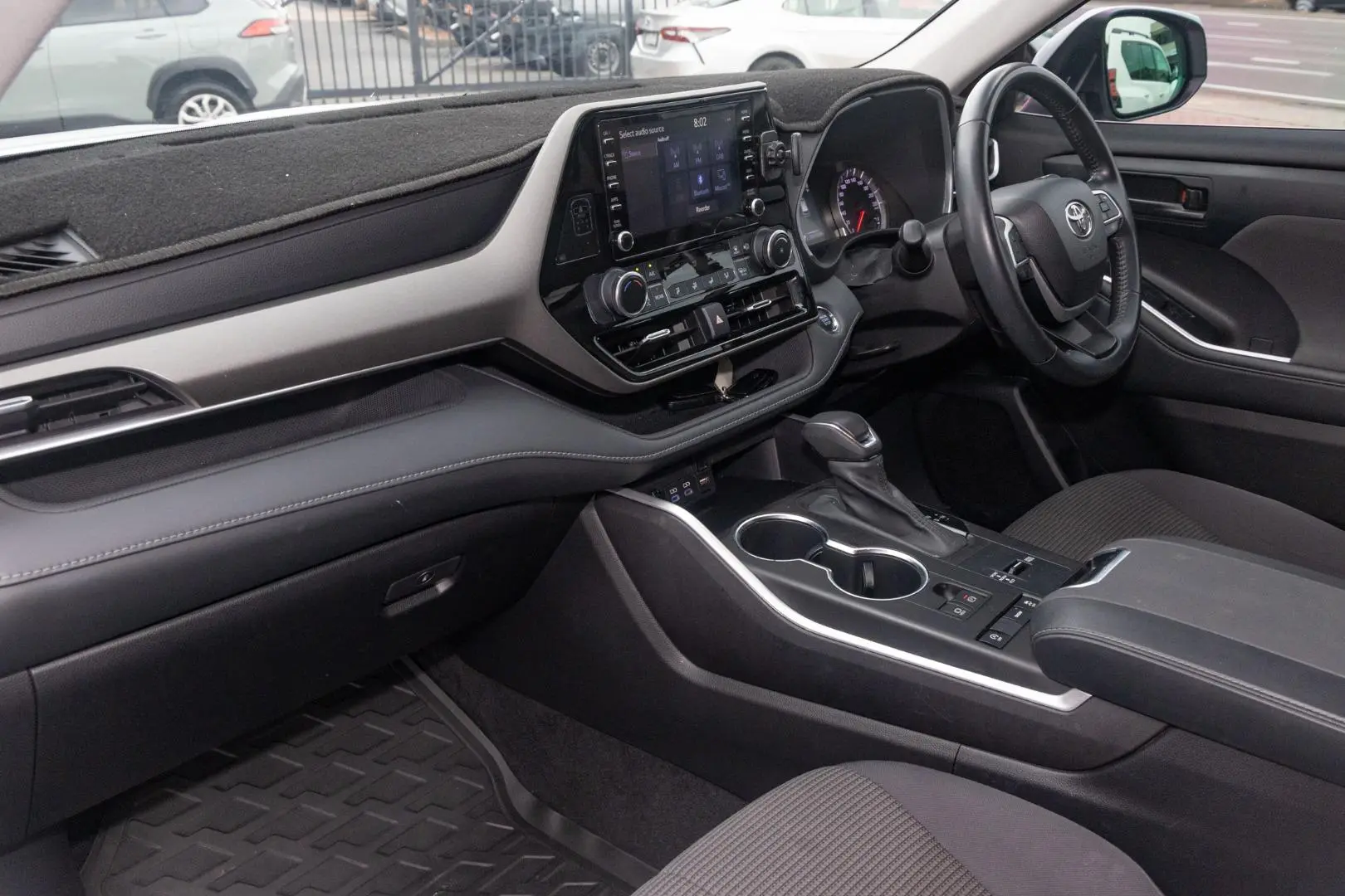 2022 Toyota Kluger Gallery Image 8