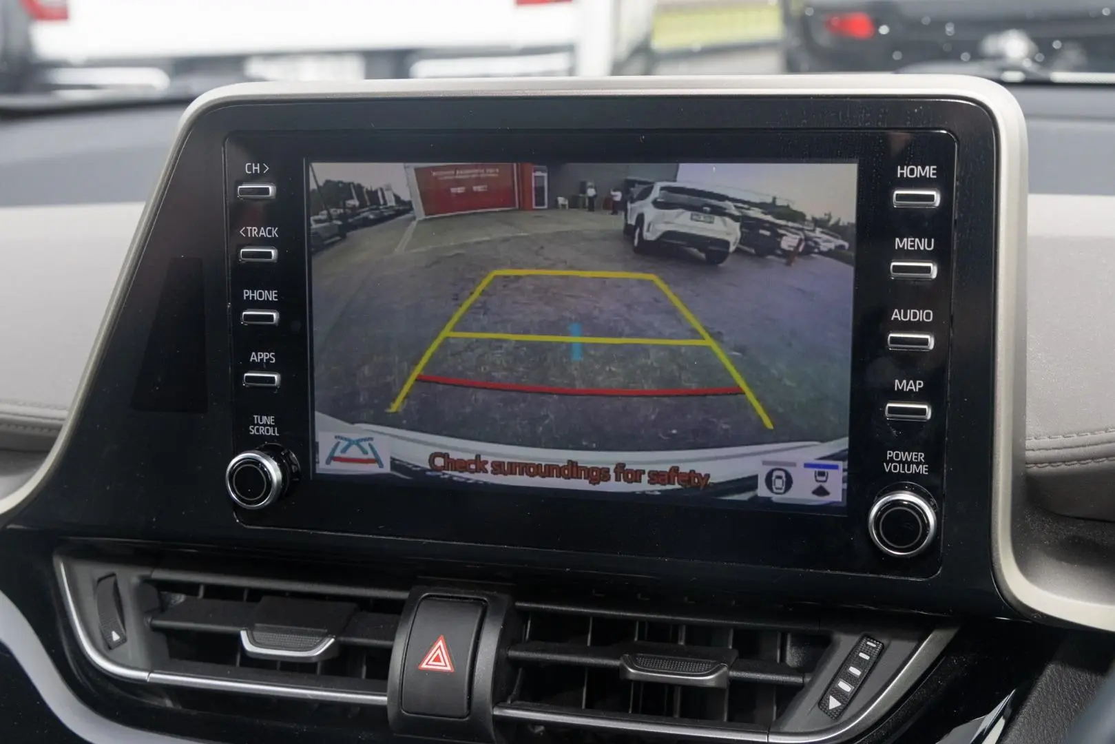 2021 Toyota C-HR Gallery Image 15