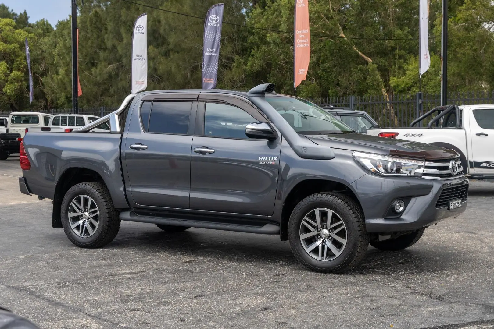 2018 Toyota Hilux Gallery Image 3