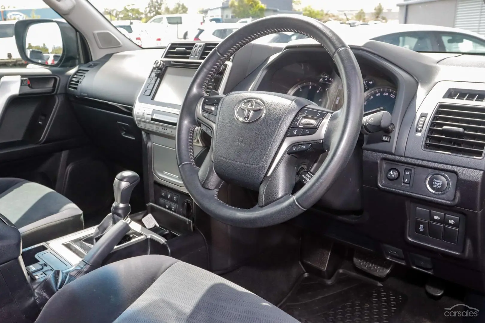 2019 Toyota Landcruiser Prado Image 7