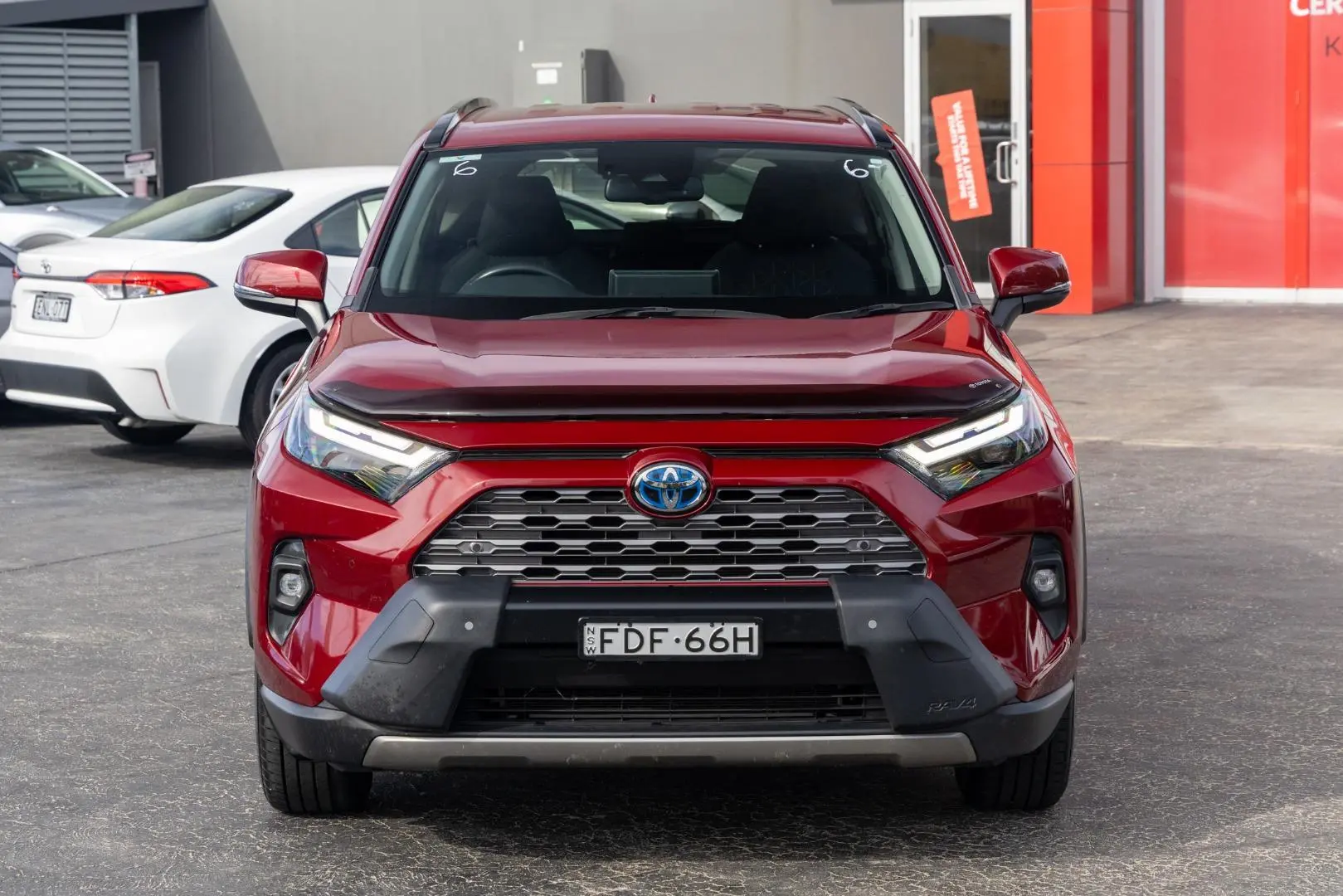 2023 Toyota RAV4 Gallery Image 4