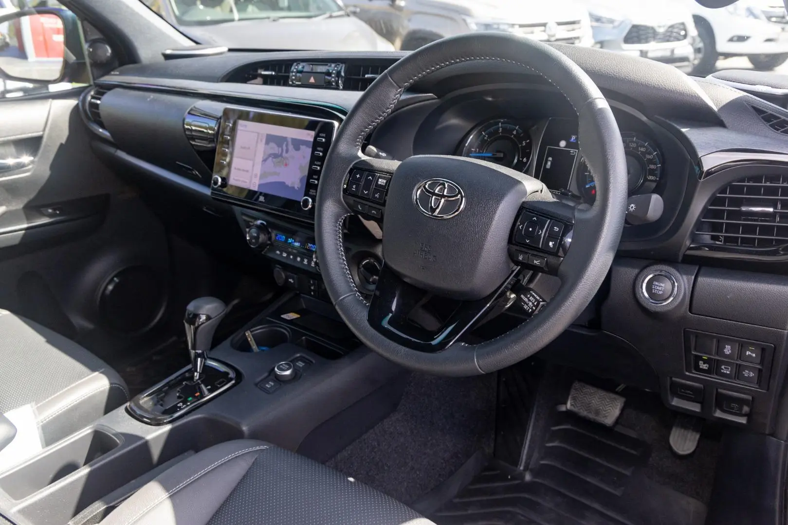 2024 Toyota Hilux Gallery Image 7
