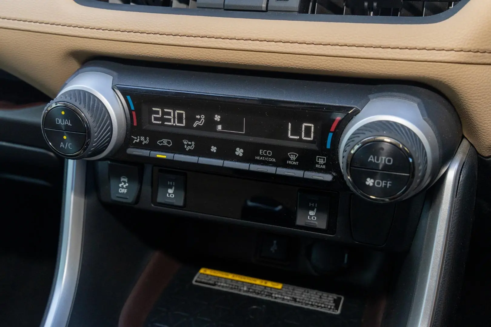 2021 Toyota RAV4 Gallery Image 16