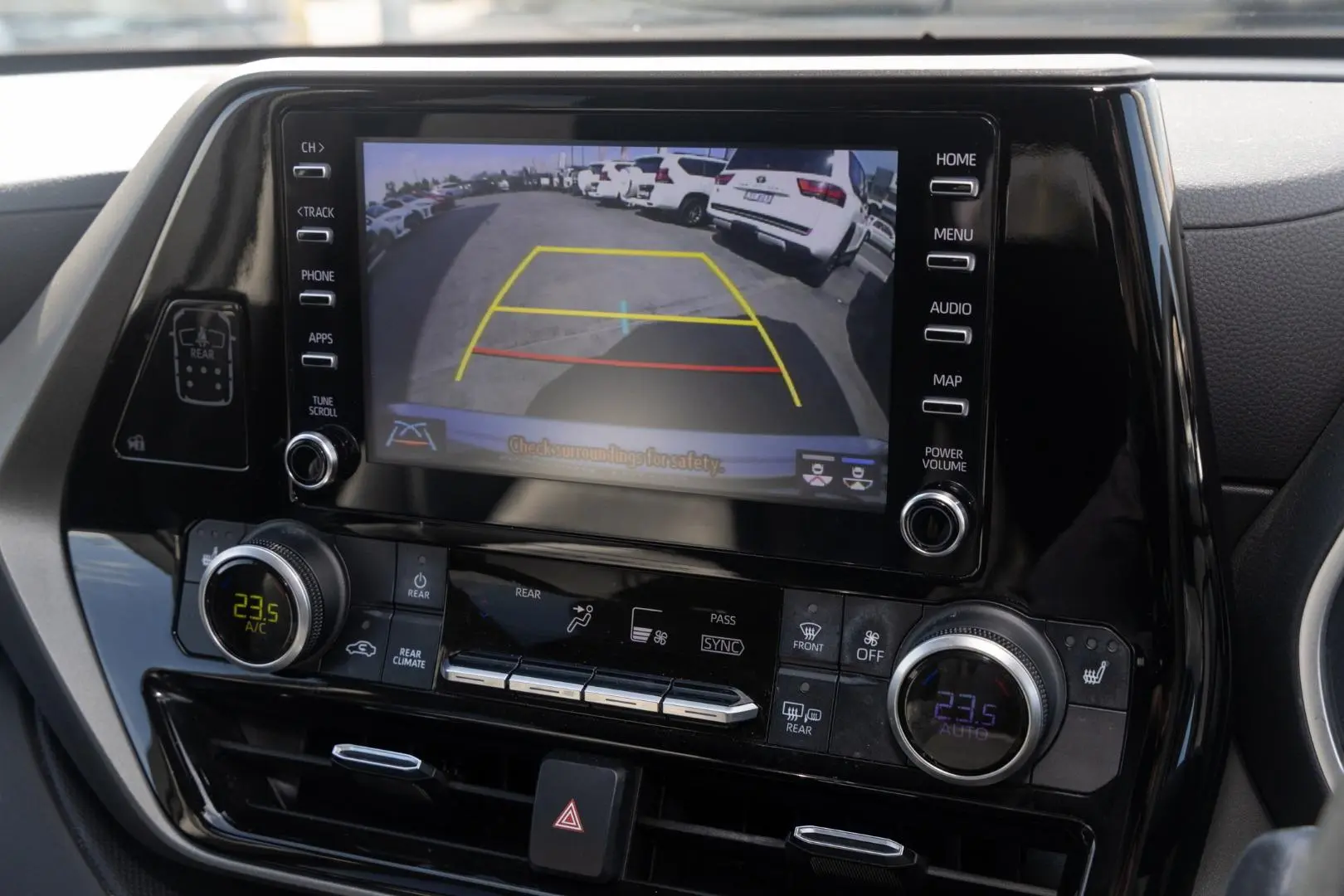 2021 Toyota Kluger Gallery Image 15