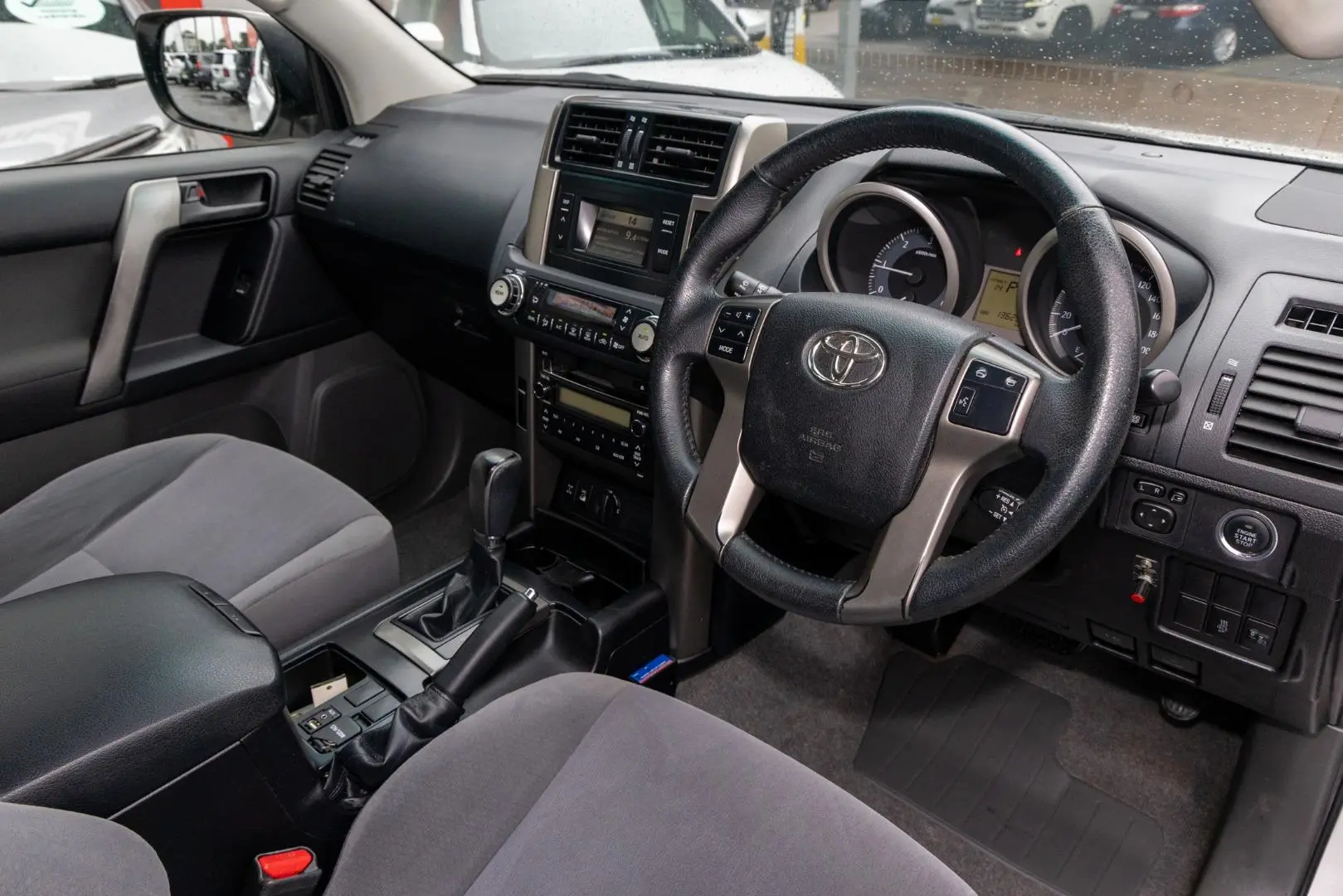 2011 Toyota Landcruiser Prado Gallery Image 7