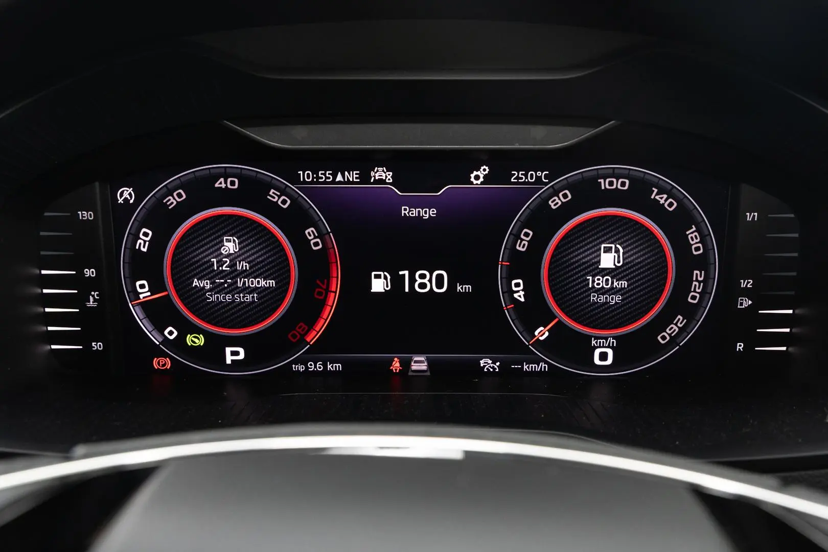 2020 SKODA Karoq Gallery Image 13