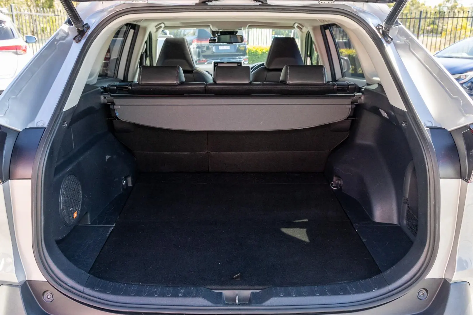 2019 Toyota RAV4 Gallery Image 19