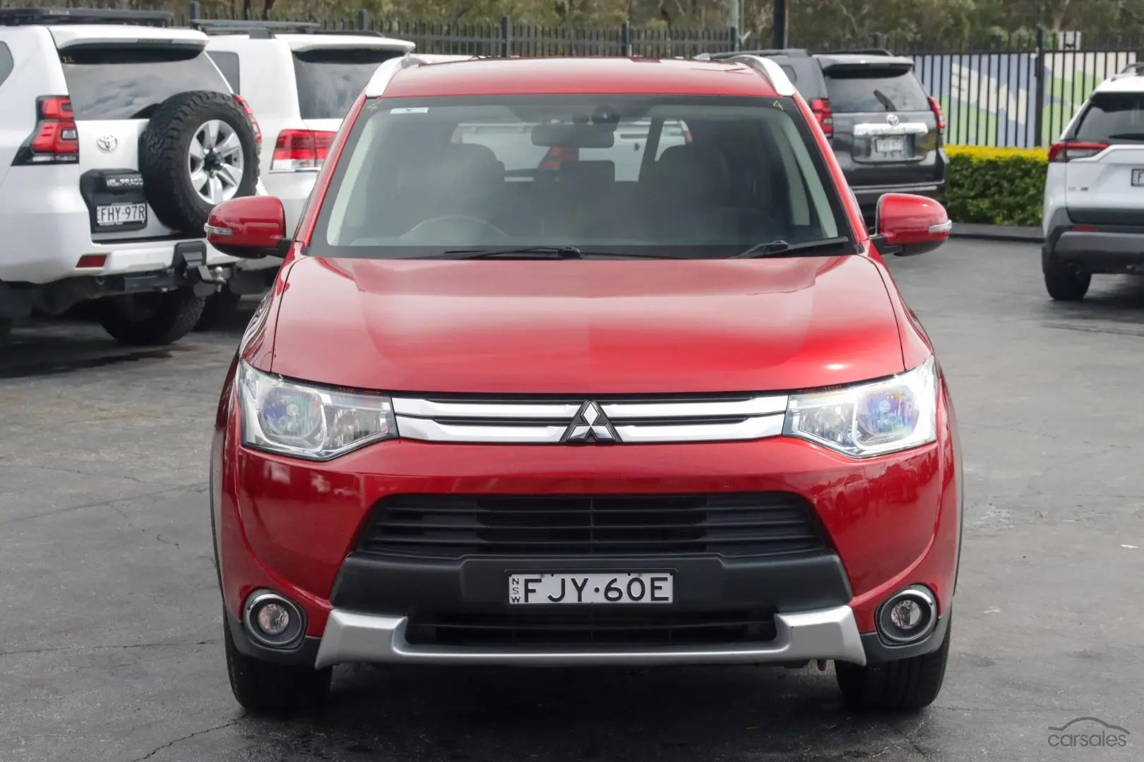 2014 Mitsubishi Outlander Image 4