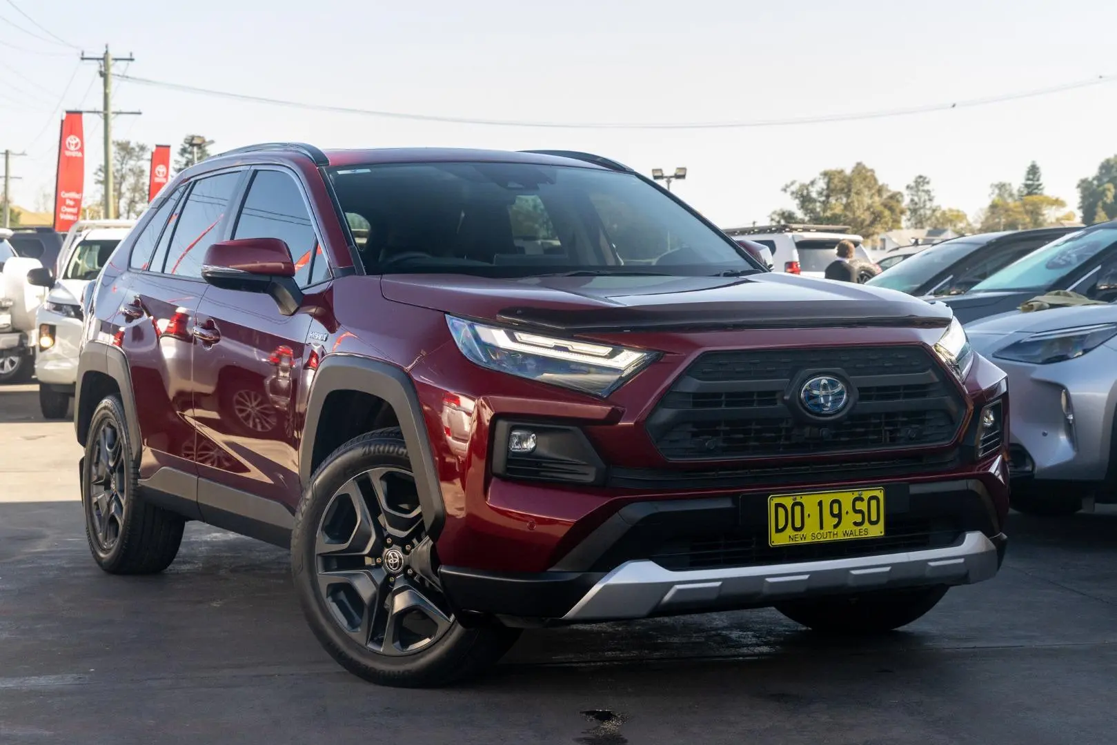 2022 Toyota RAV4 Gallery Image 1