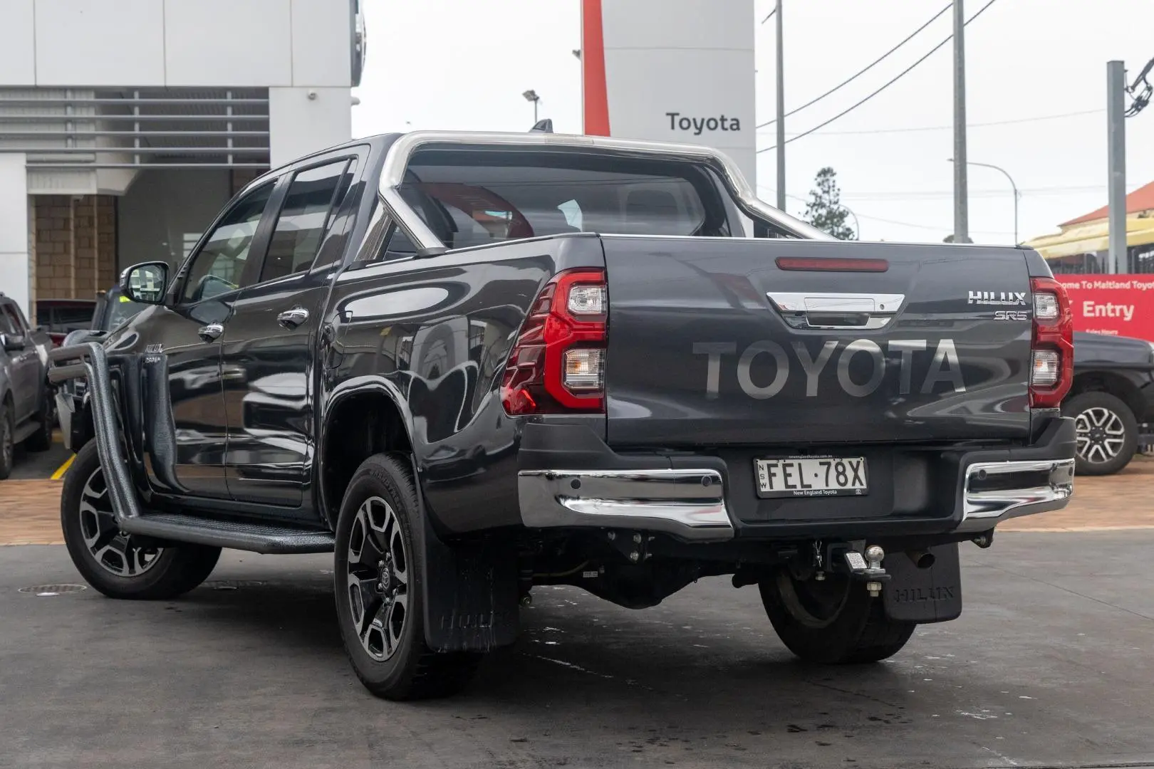 2023 Toyota Hilux Gallery Image 2