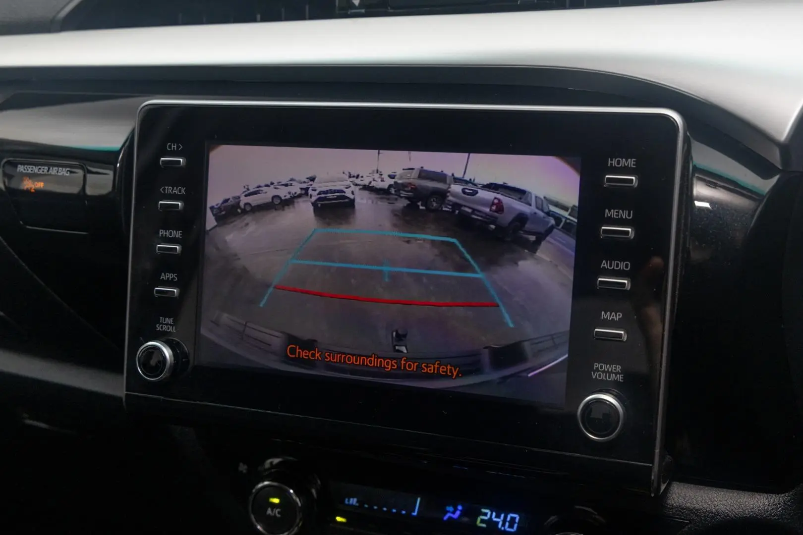 2021 Toyota Hilux Gallery Image 15